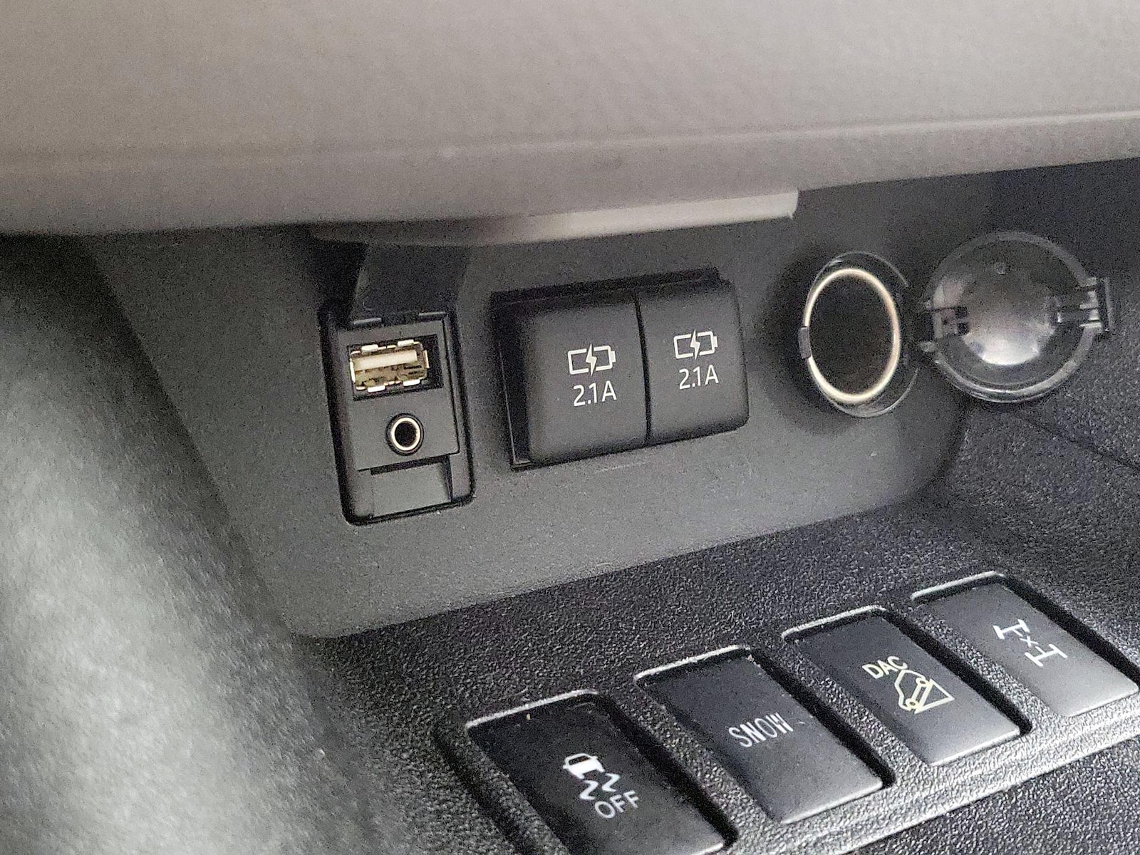 2018 Toyota Highlander Limited - Photo 19