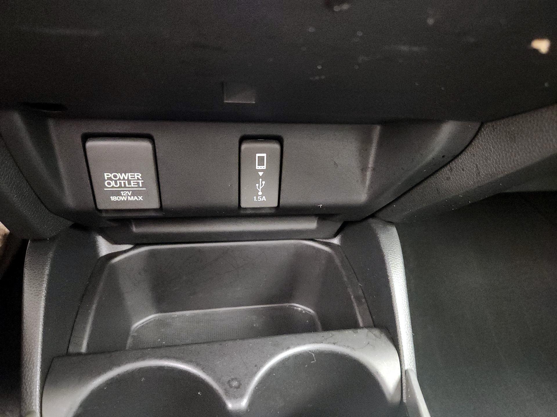 Thumbnail: 2018 Honda Fit - 18