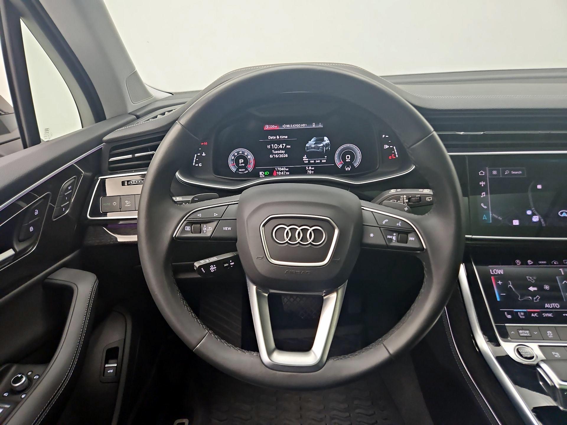 Thumbnail: 2023 Audi Q7 - 10