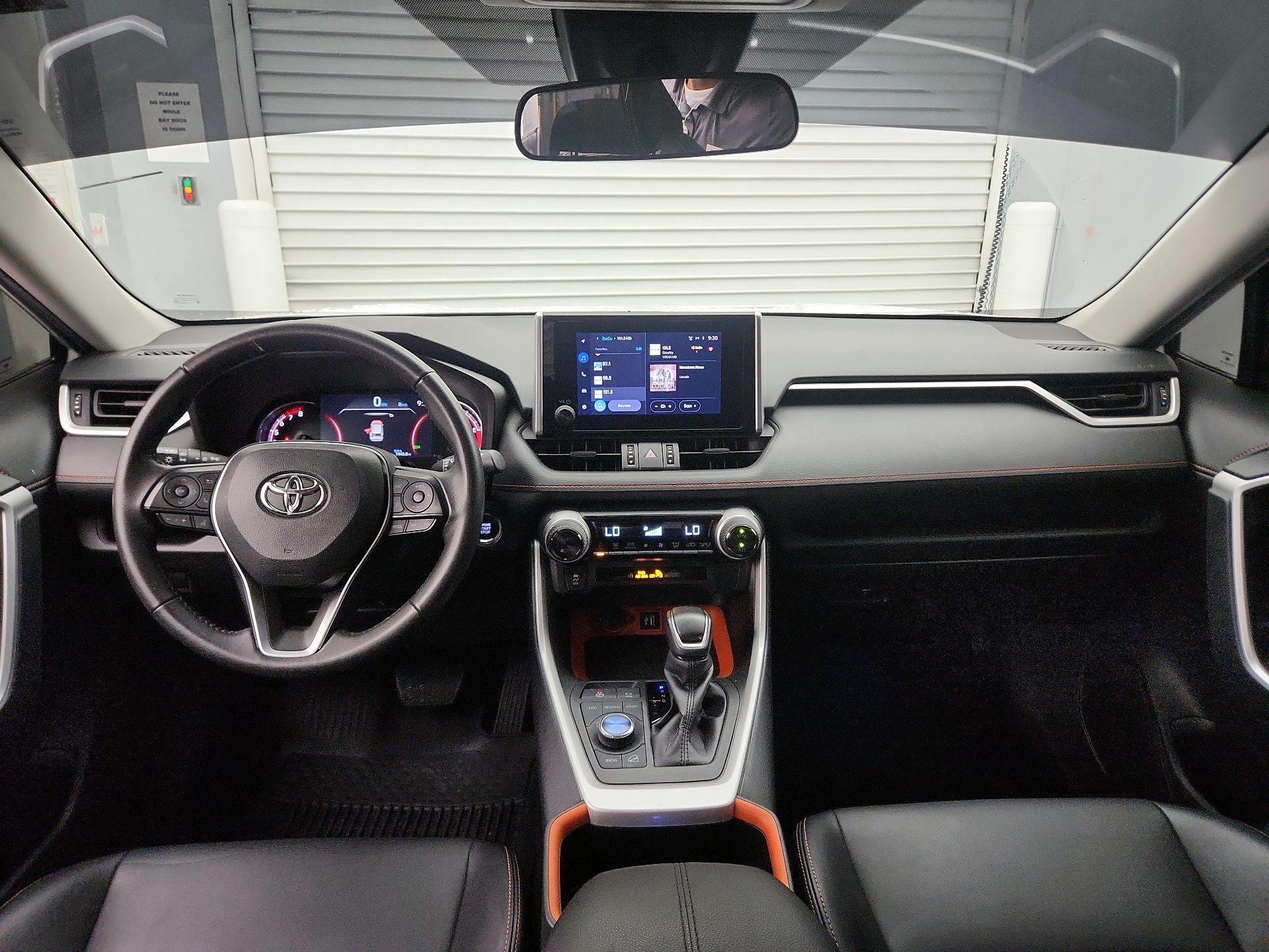 Thumbnail: 2024 Toyota RAV4 - 9