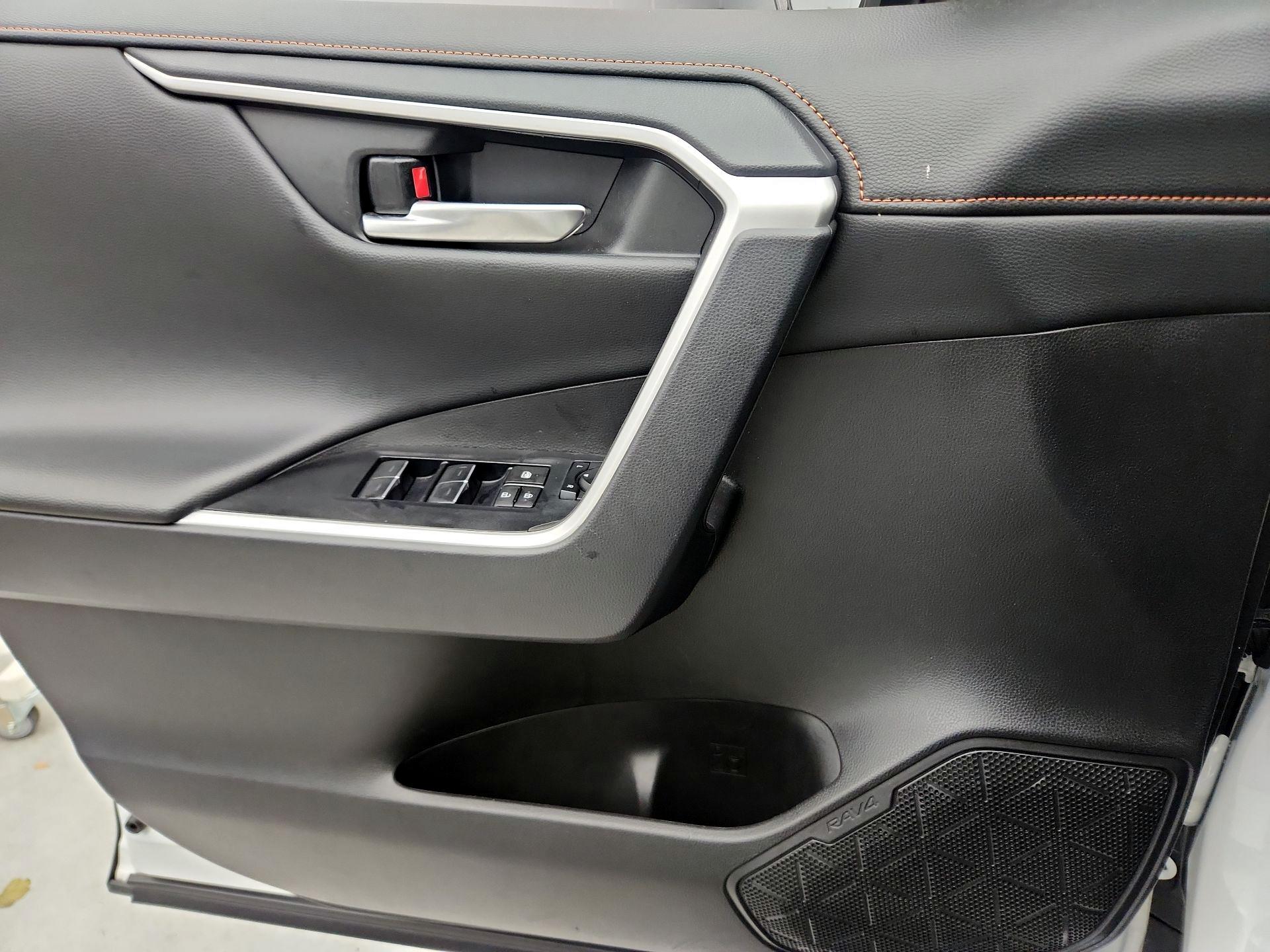 Thumbnail: 2024 Toyota RAV4 - 12