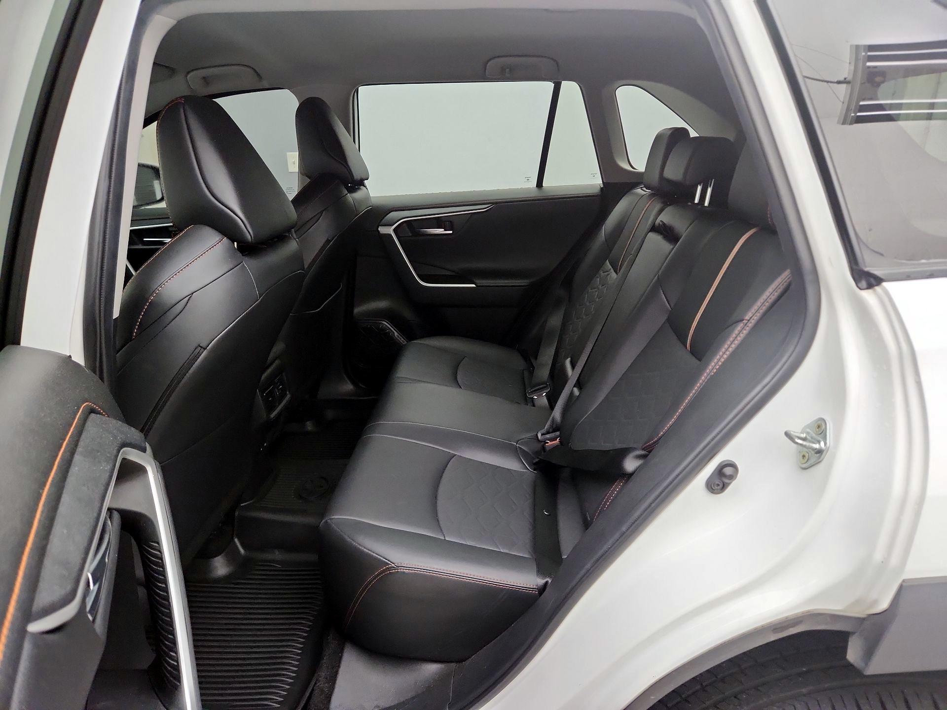 Thumbnail: 2024 Toyota RAV4 - 19