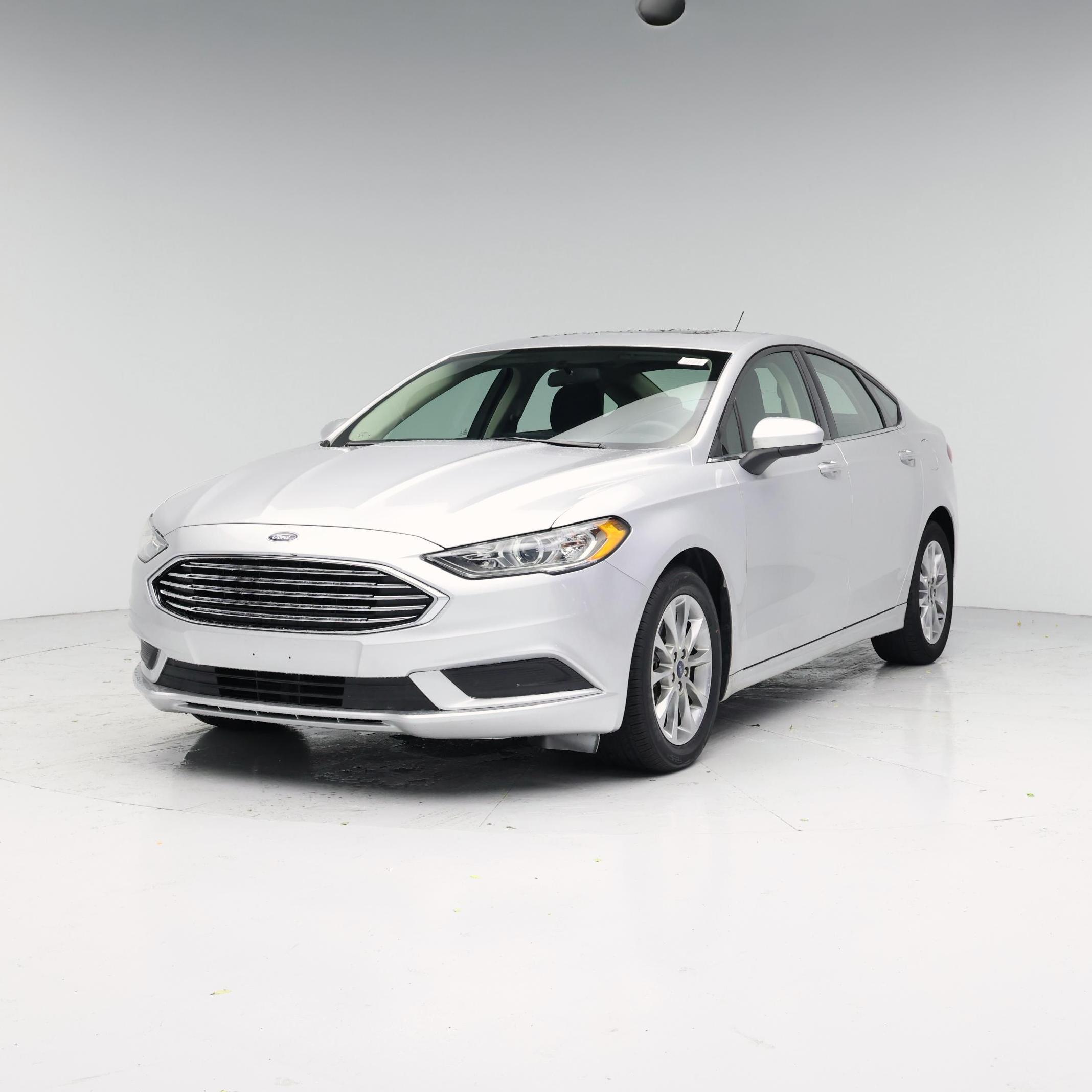Thumbnail: 2017 Ford Fusion - 4