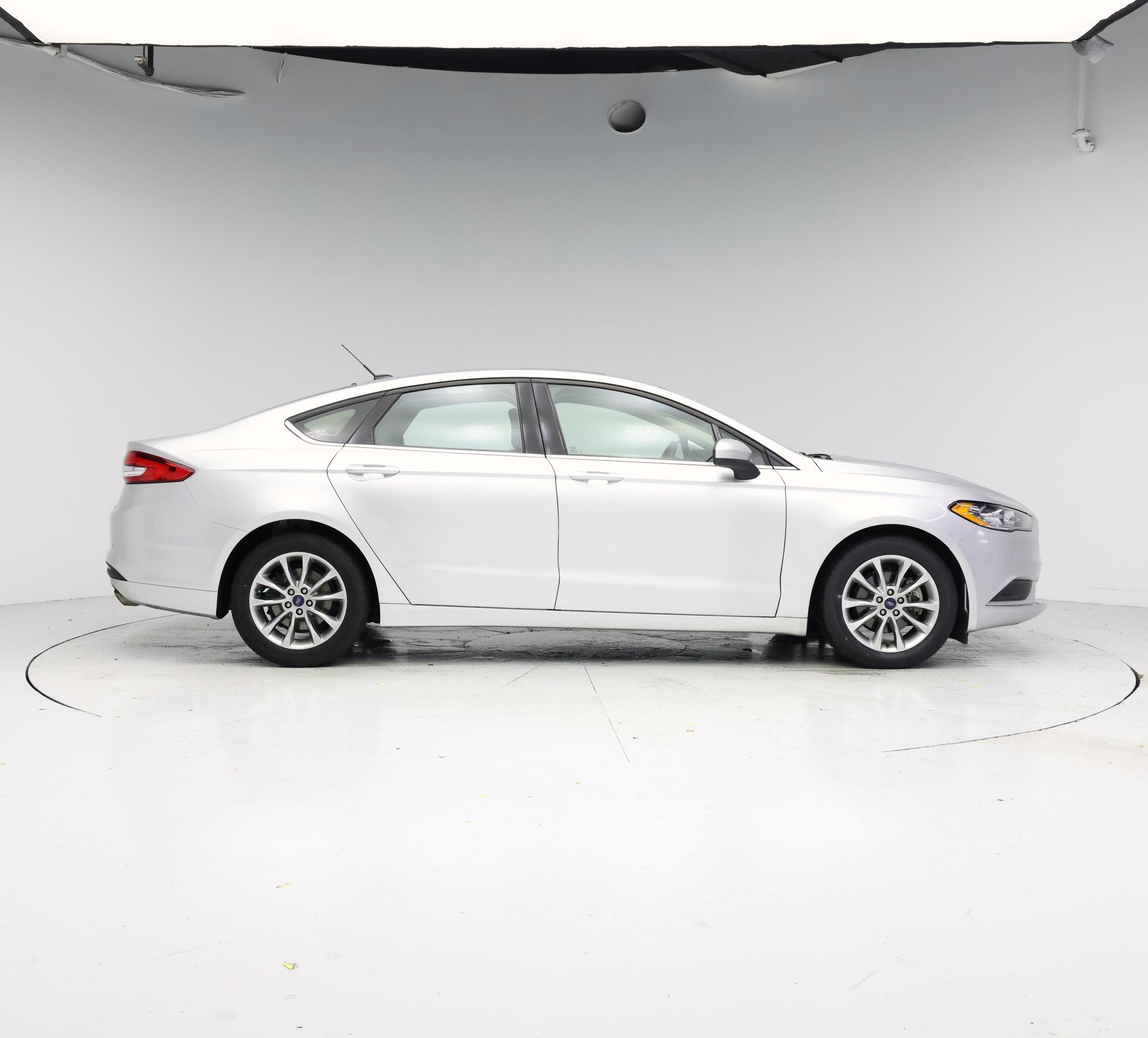 Thumbnail: 2017 Ford Fusion - 7