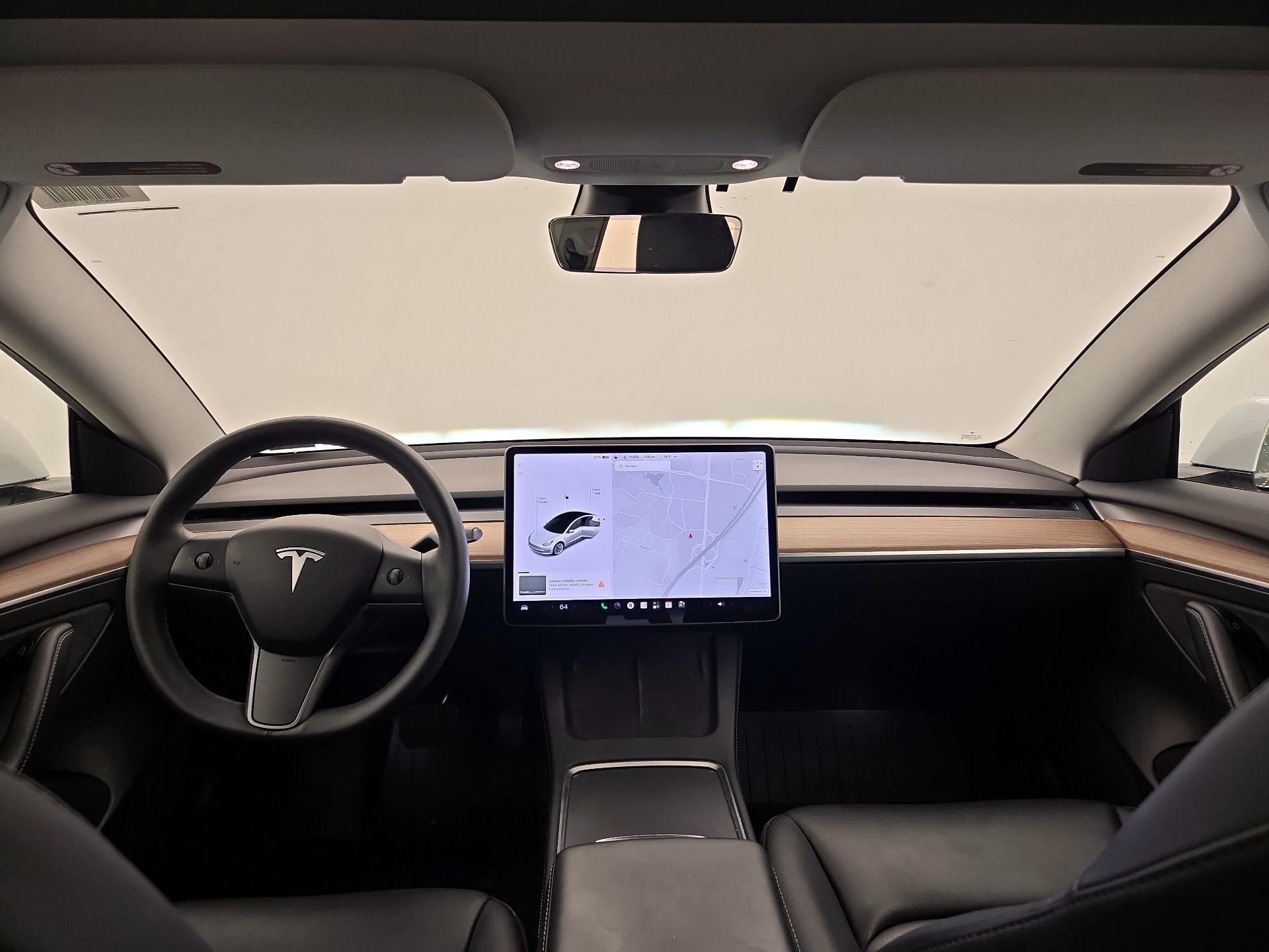 Thumbnail: 2022 Tesla Model 3 - 9