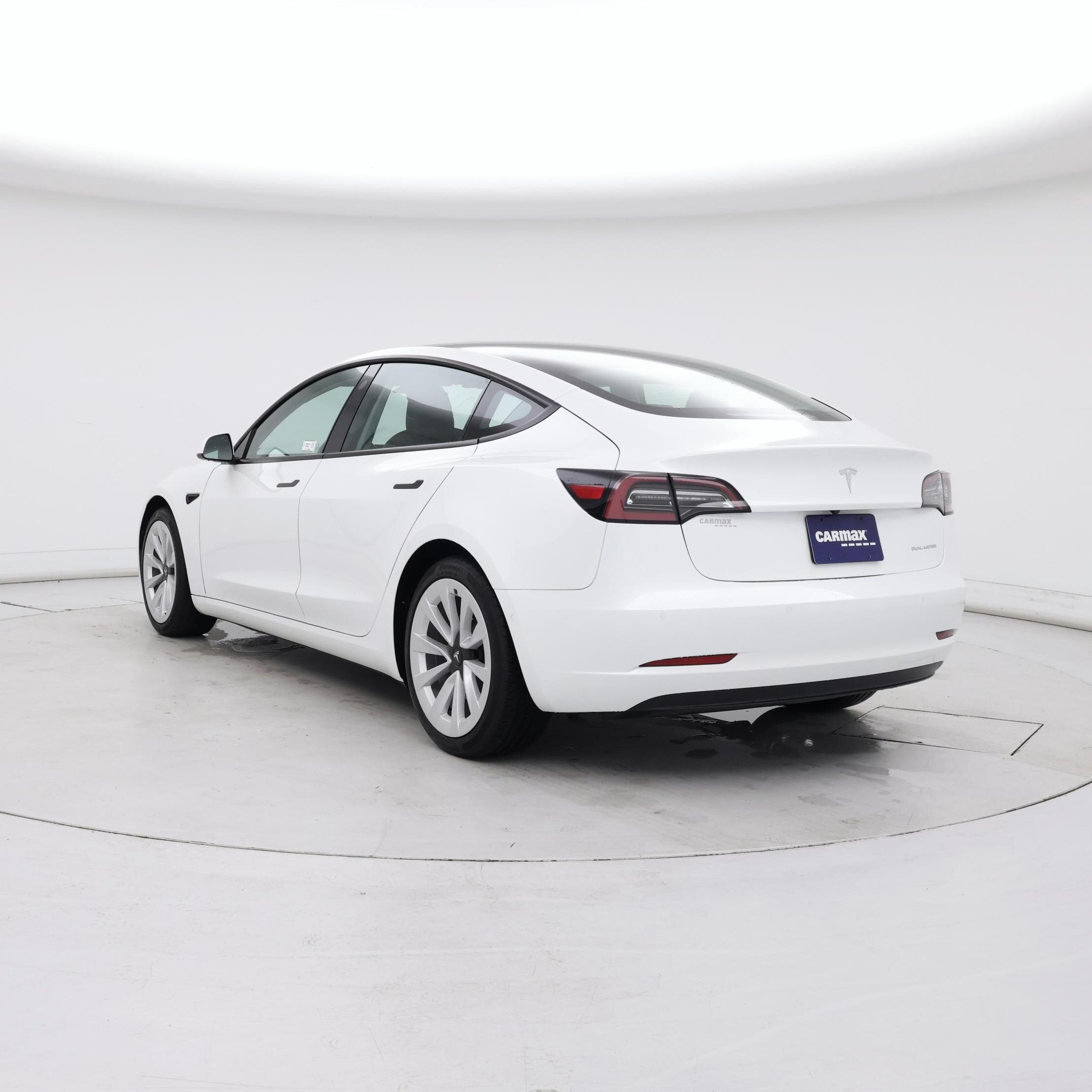 Thumbnail: 2022 Tesla Model 3 - 2