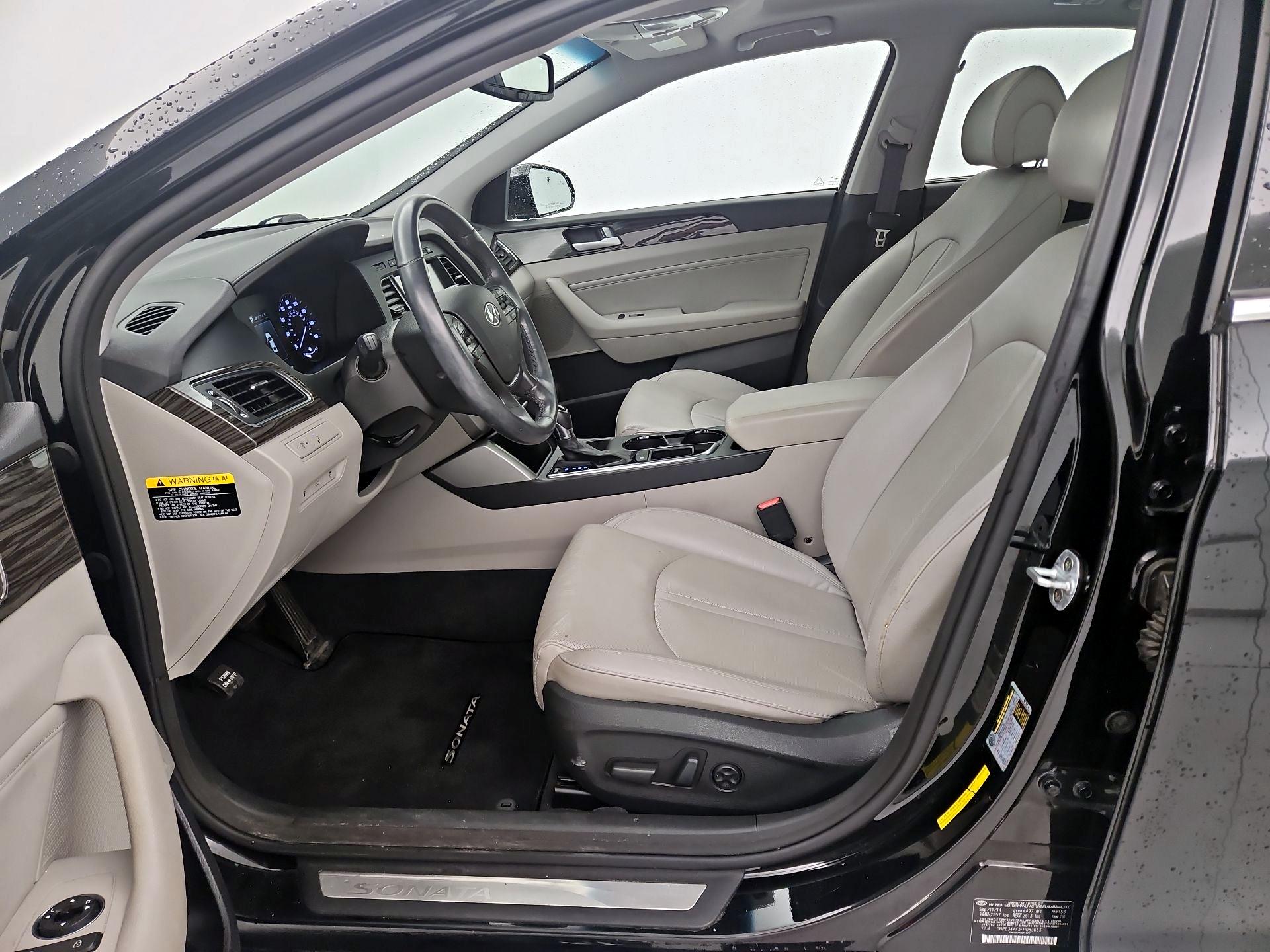 Thumbnail: 2015 Hyundai Sonata - 11