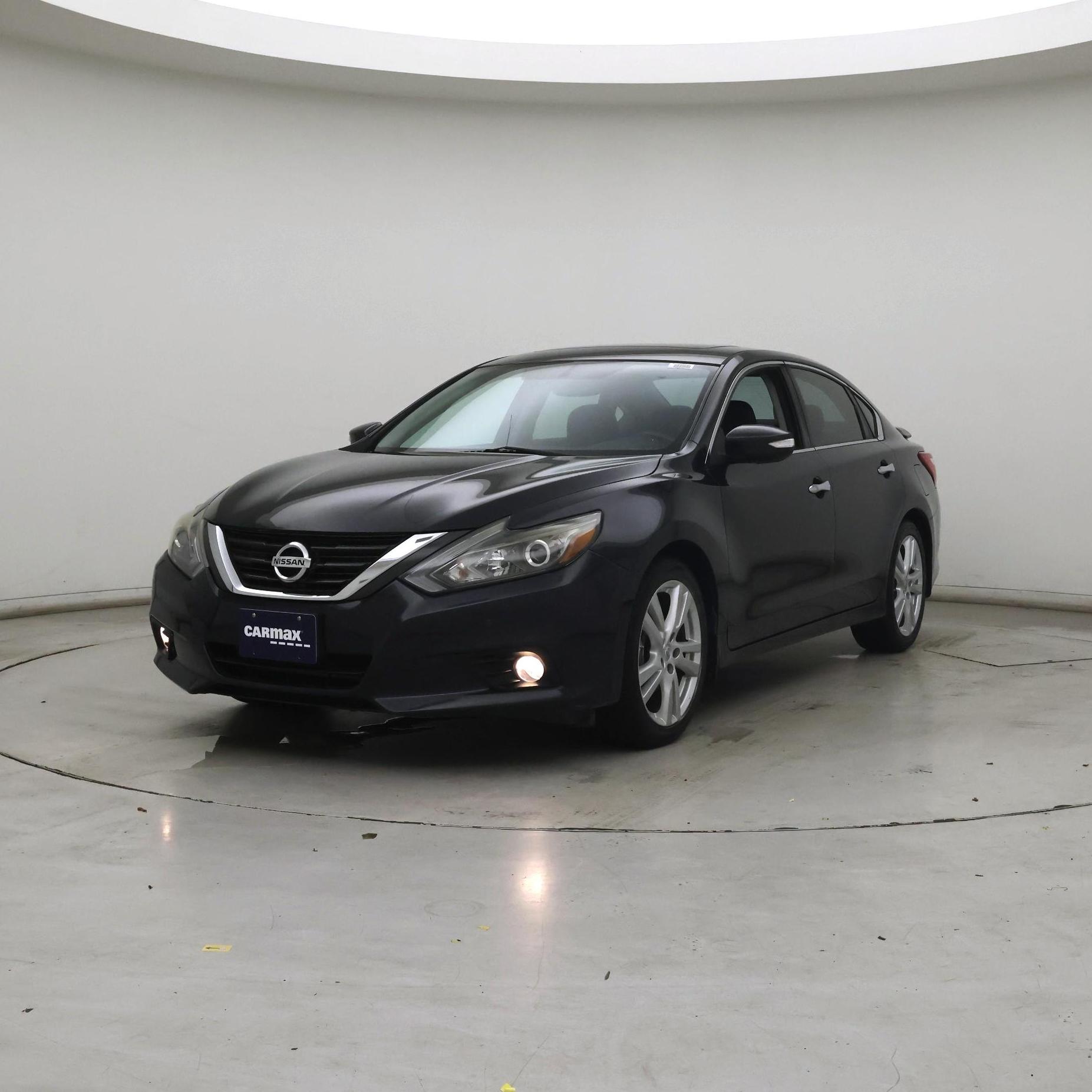 Thumbnail: 2016 Nissan Altima - 4