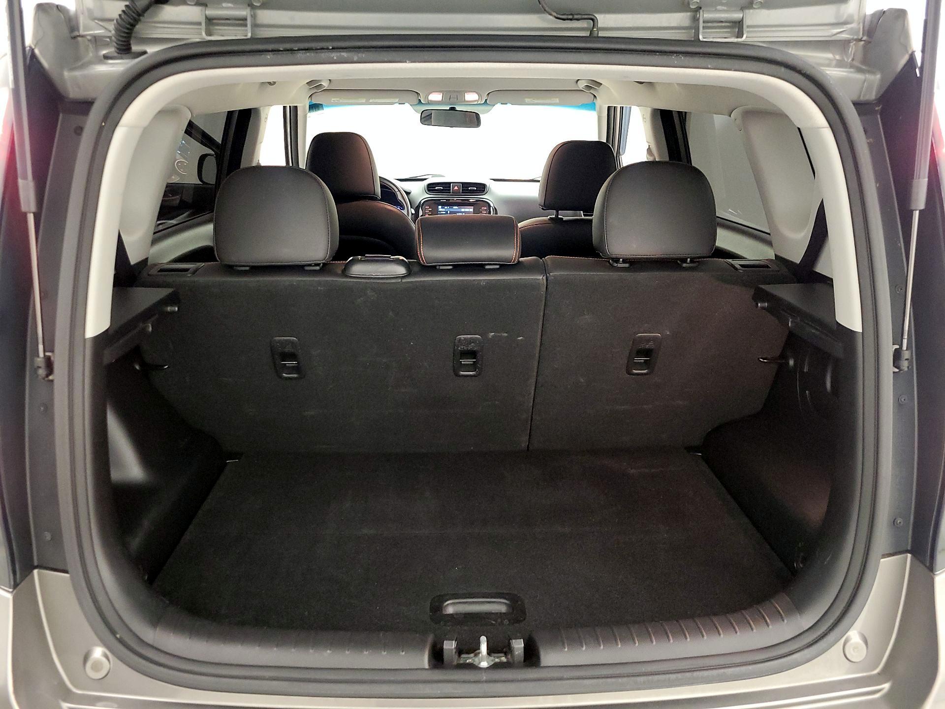 Thumbnail: 2019 Kia Soul - 20