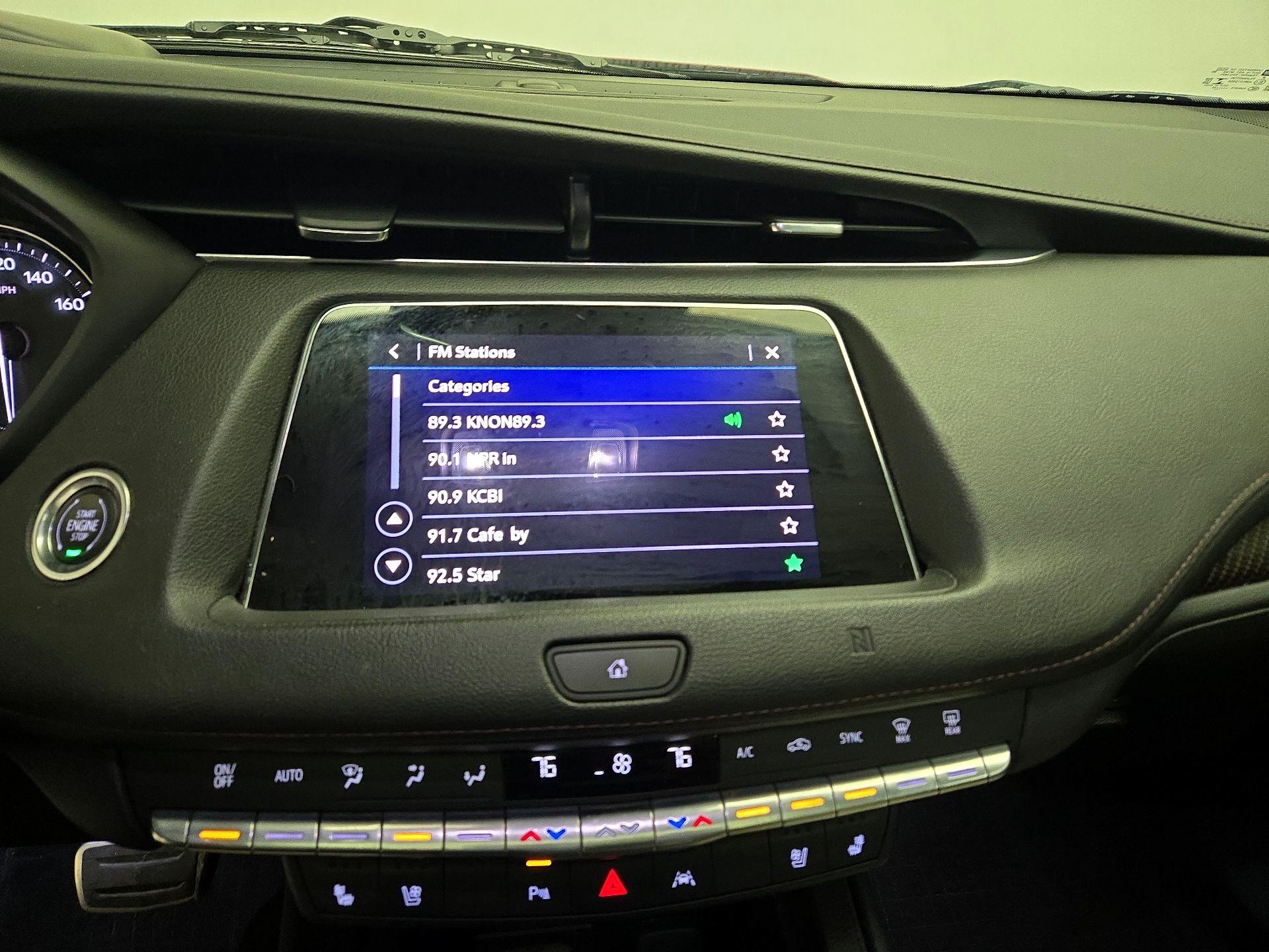 Thumbnail: 2019 Cadillac XT4 - 16