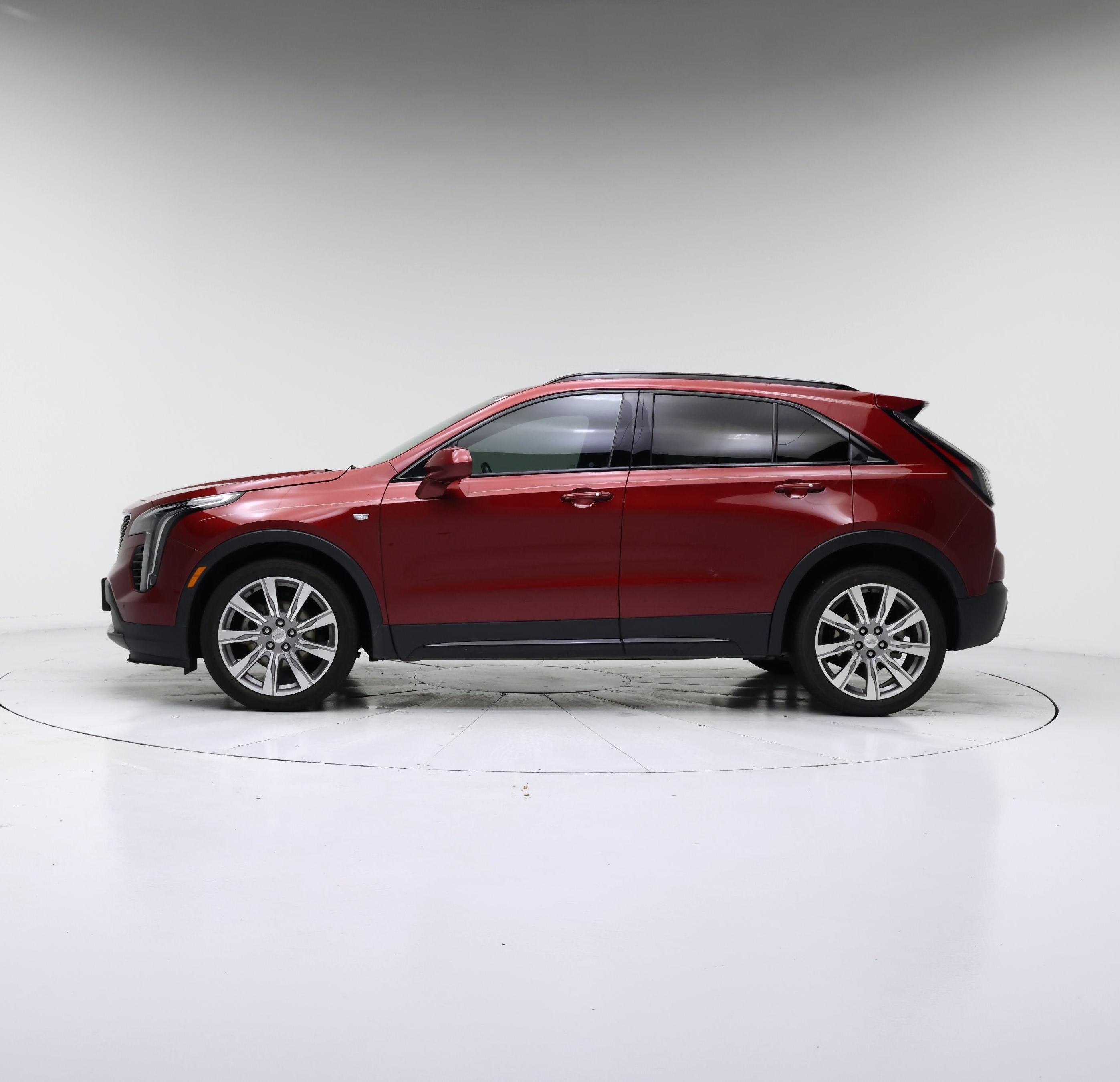 Thumbnail: 2019 Cadillac XT4 - 3
