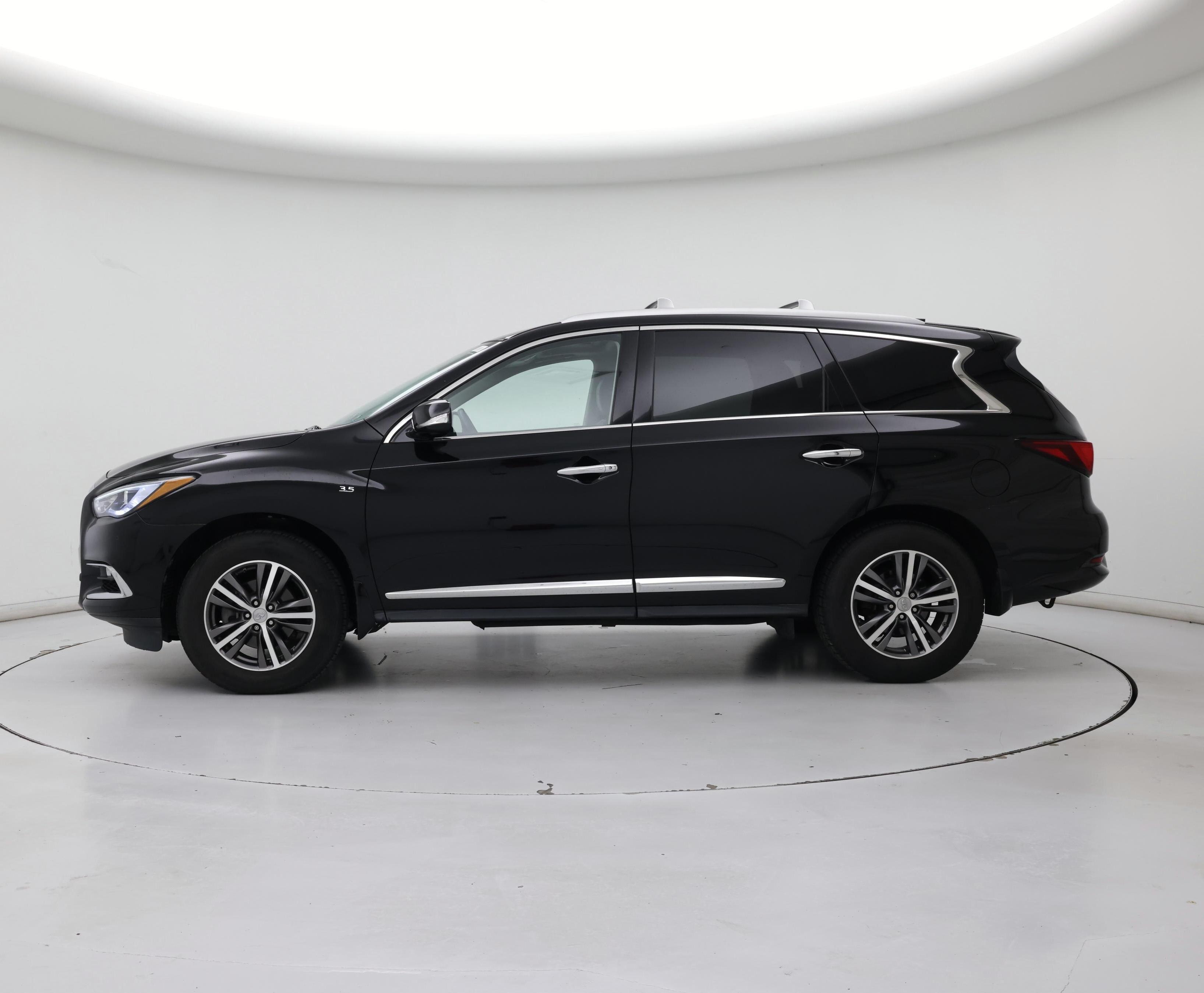 Thumbnail: 2017 INFINITI QX60 - 3