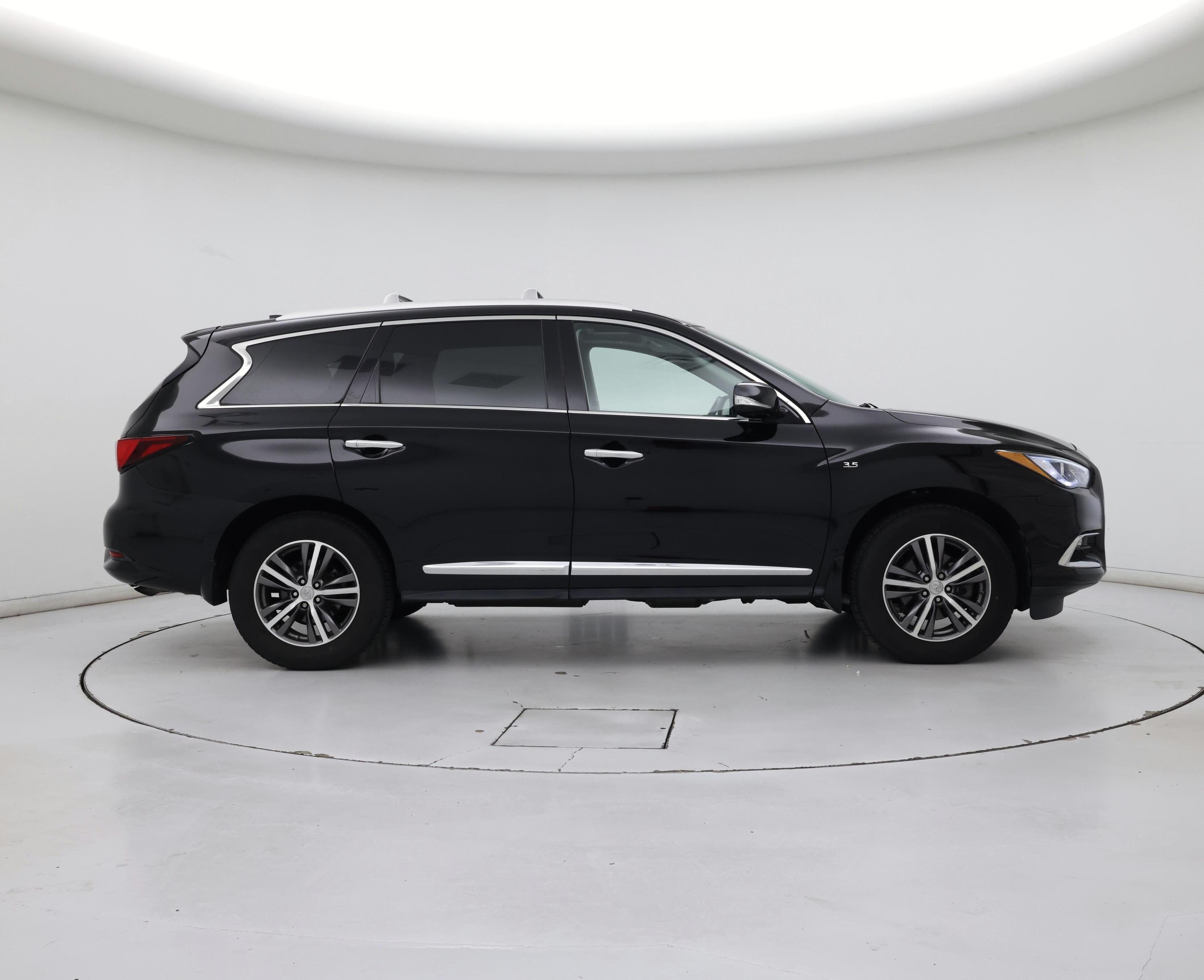 Thumbnail: 2017 INFINITI QX60 - 7