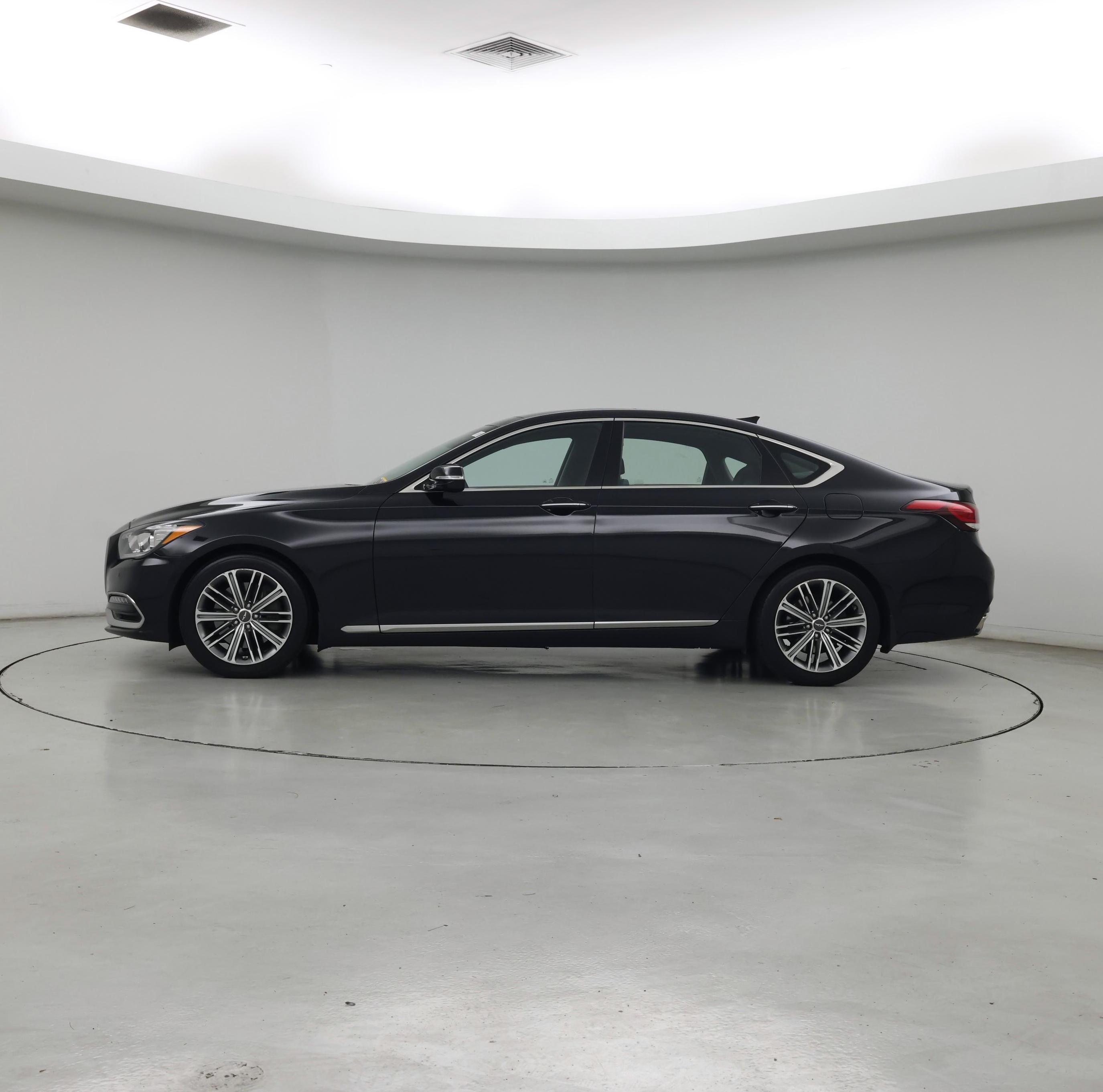 Thumbnail: 2018 Genesis G80 - 3