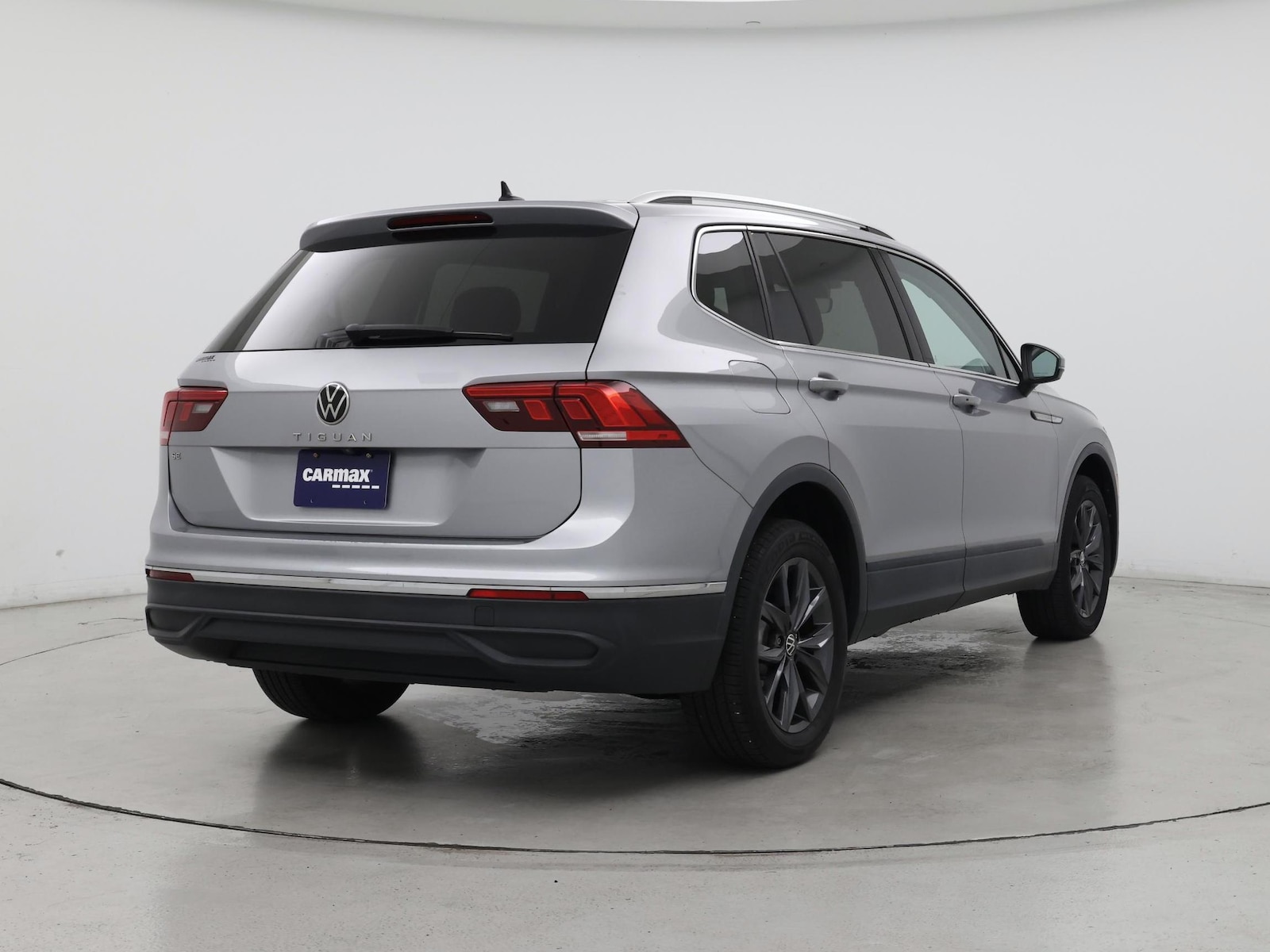 2022 Volkswagen Tiguan SE - Photo 9