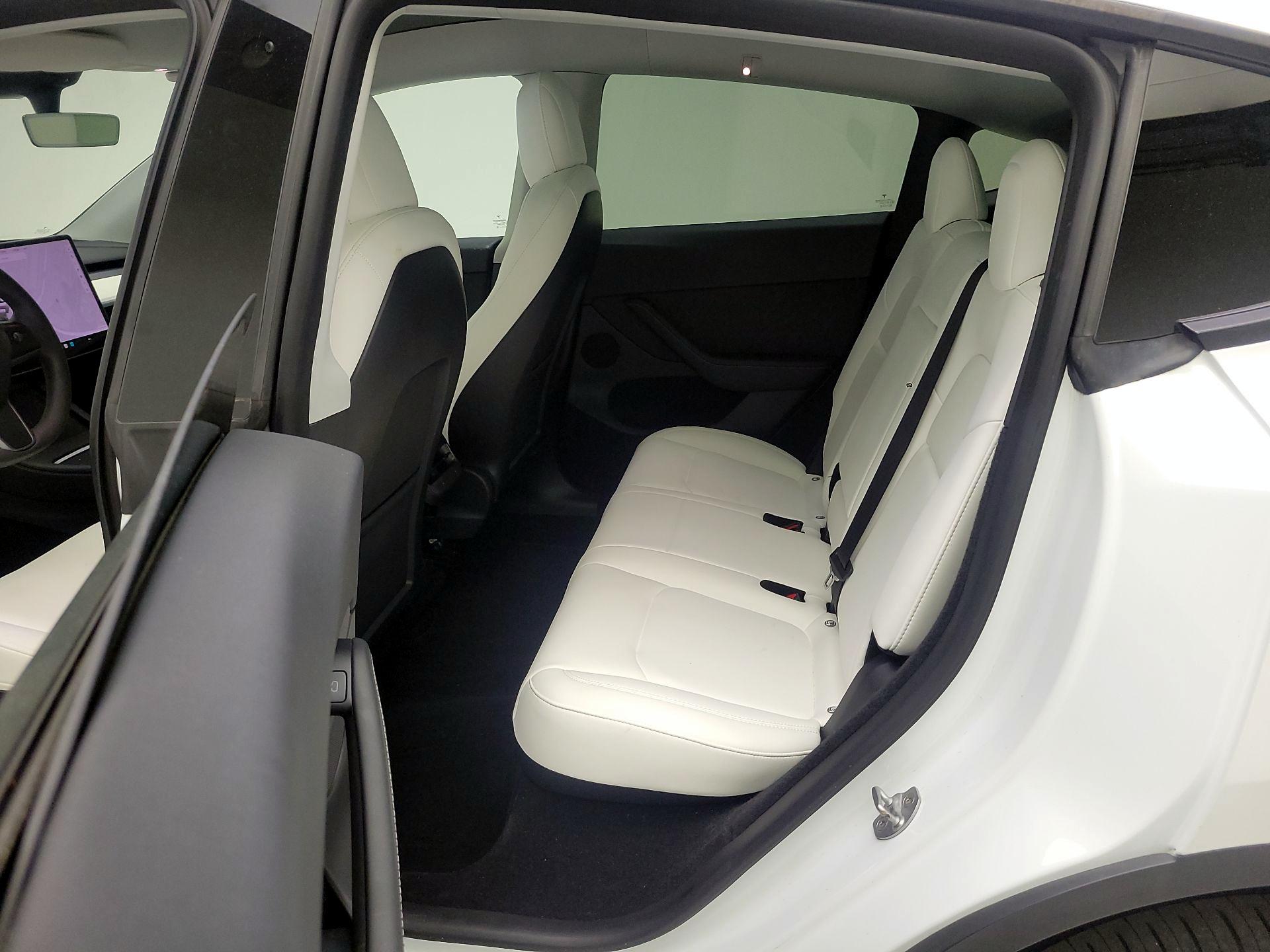 Thumbnail: 2023 Tesla Model Y - 19