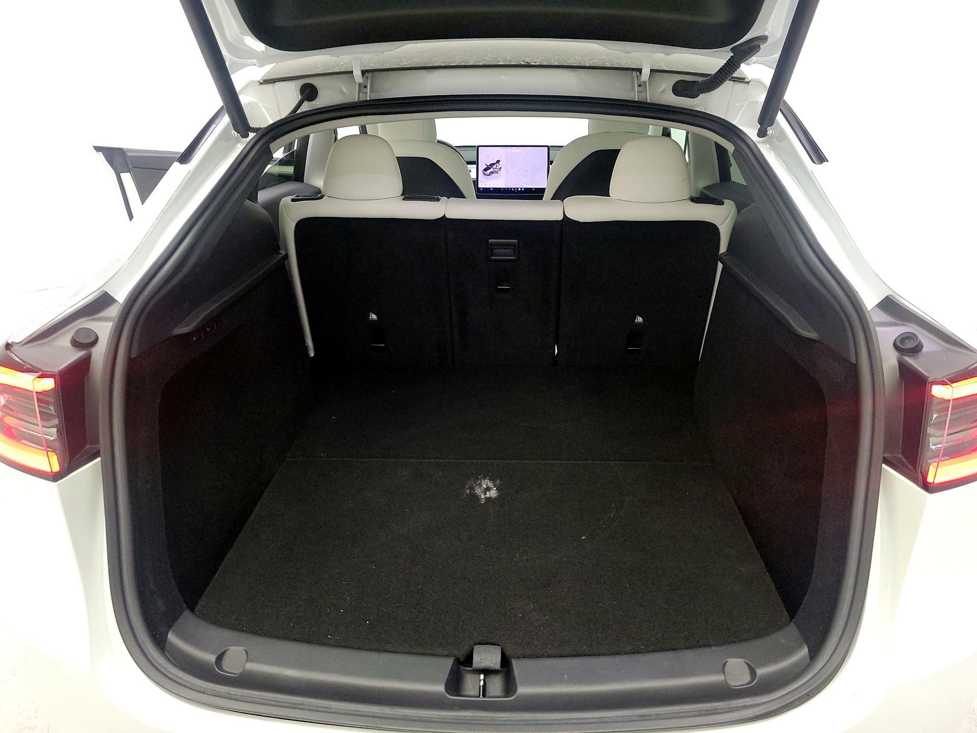 Thumbnail: 2023 Tesla Model Y - 20