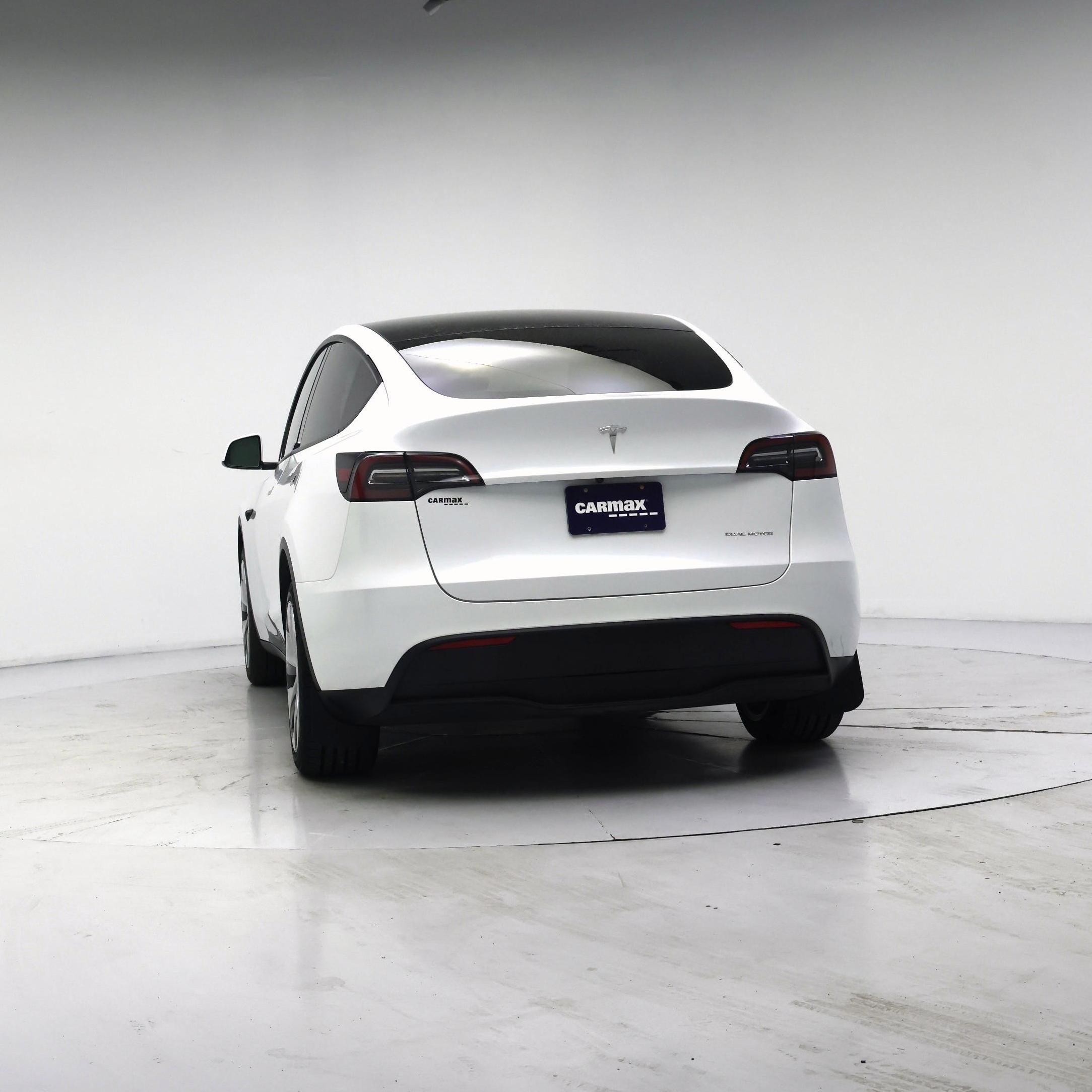 Thumbnail: 2023 Tesla Model Y - 6