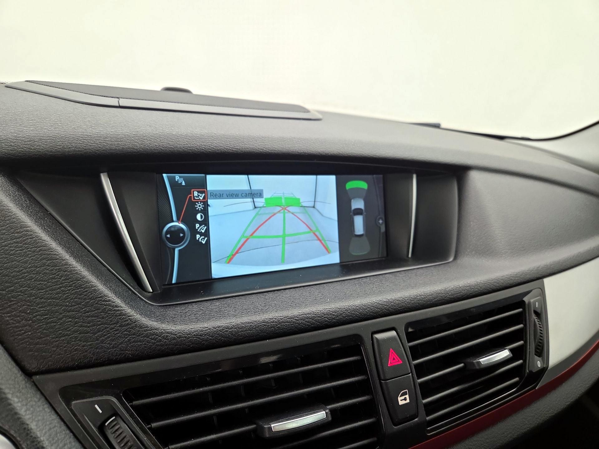 Thumbnail: 2015 BMW X1 - 15
