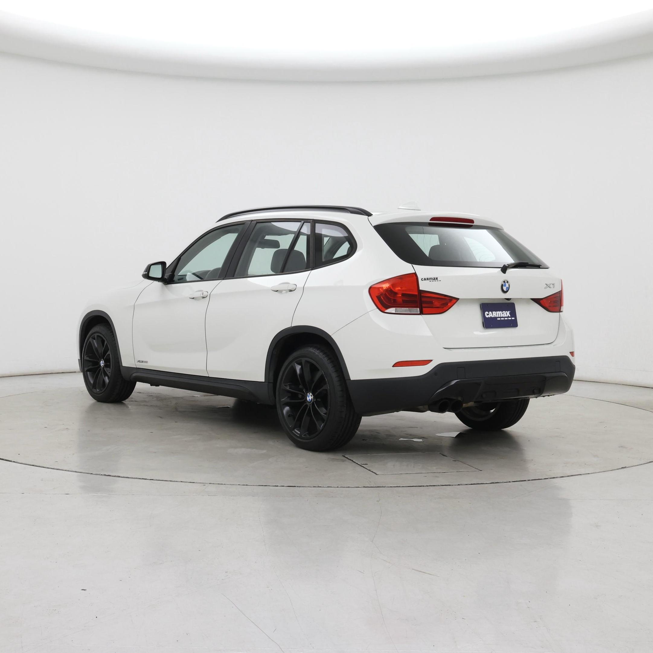 Thumbnail: 2015 BMW X1 - 2