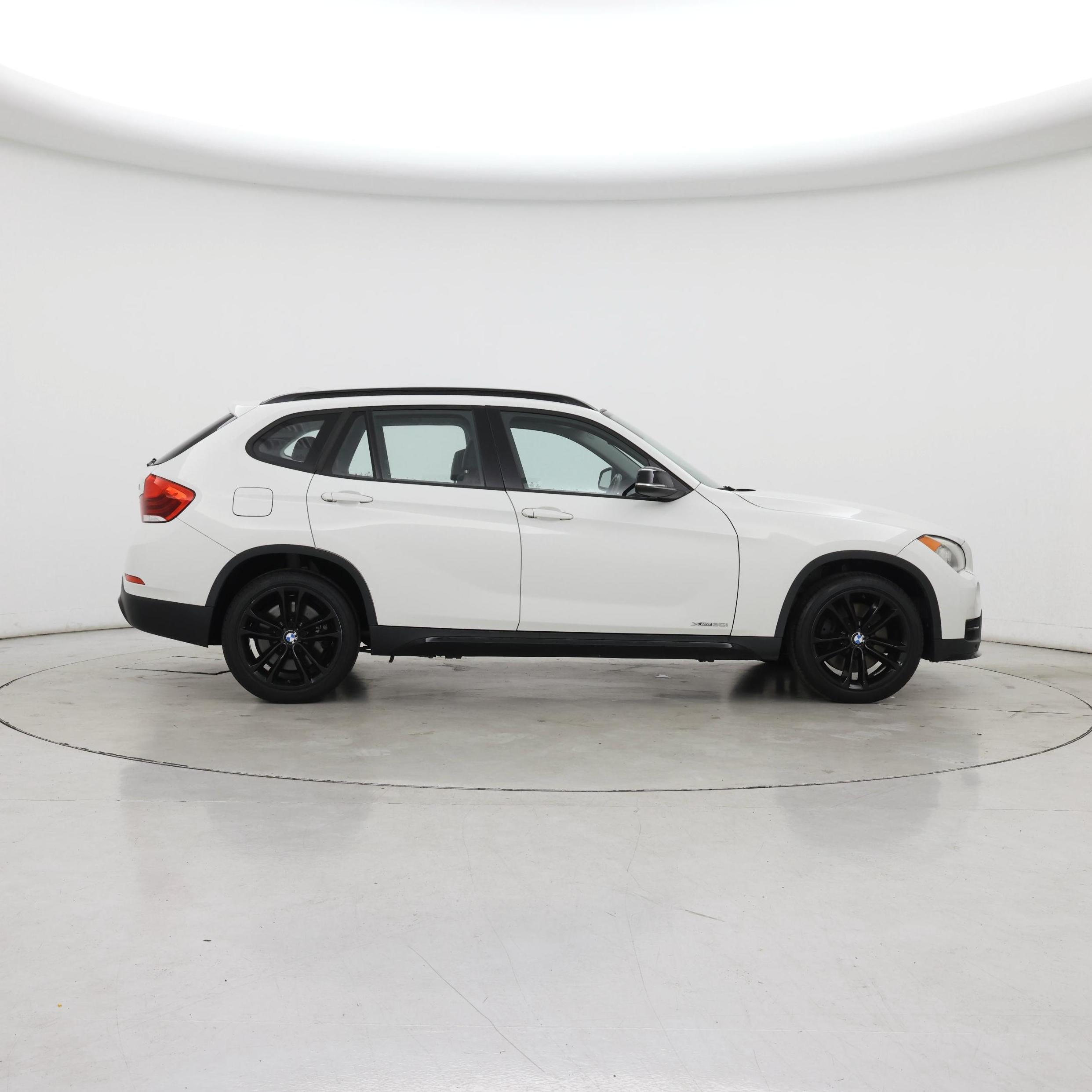 Thumbnail: 2015 BMW X1 - 7