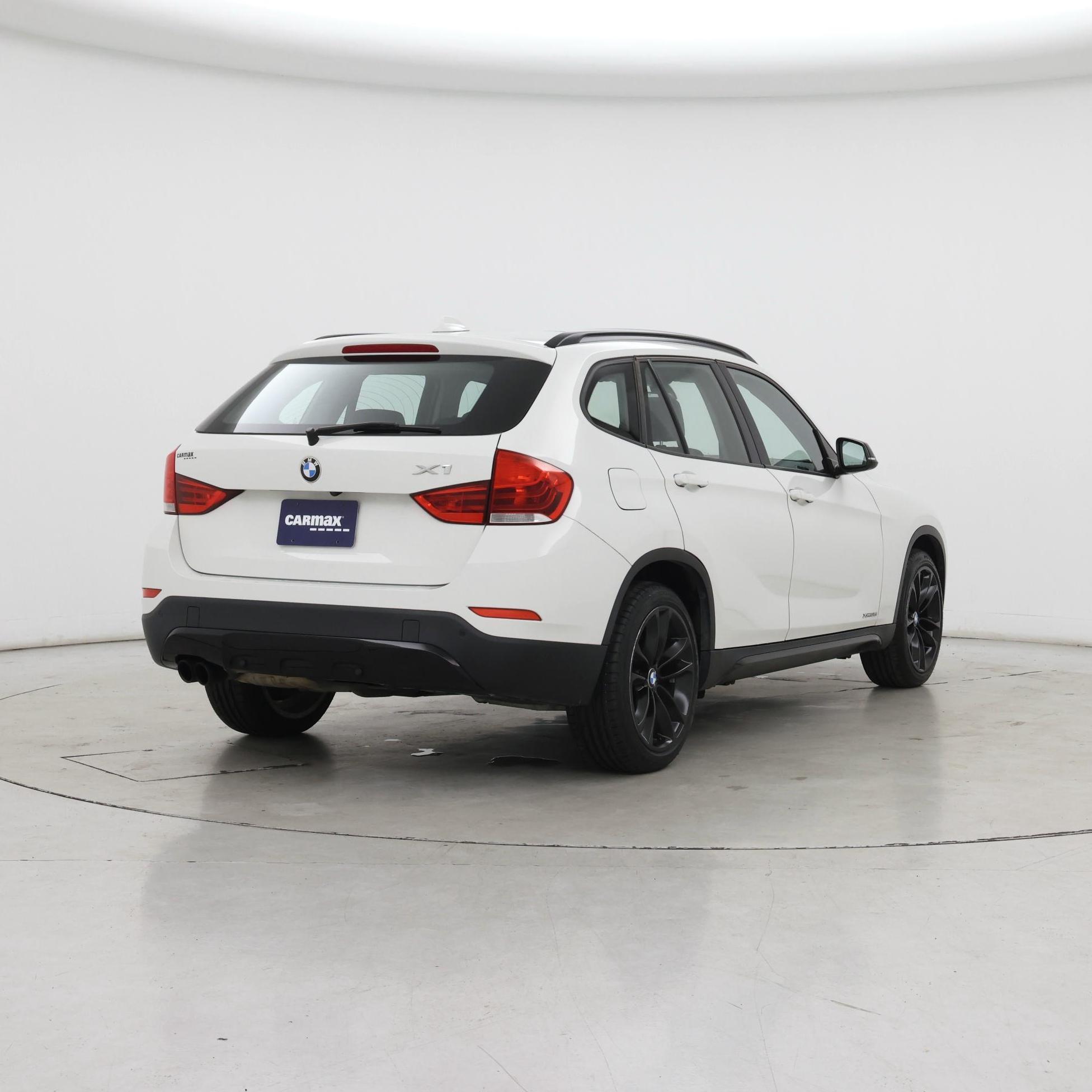 Thumbnail: 2015 BMW X1 - 8