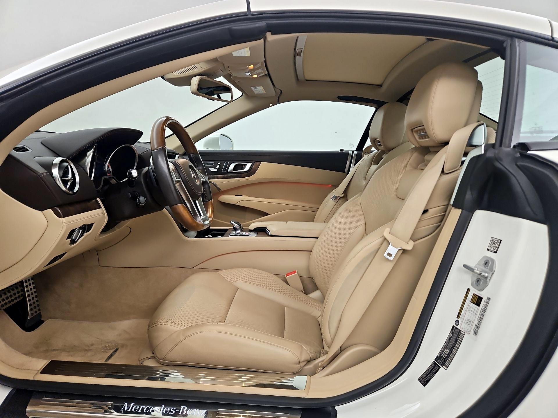 Thumbnail: 2016 Mercedes-Benz SL-Class - 11