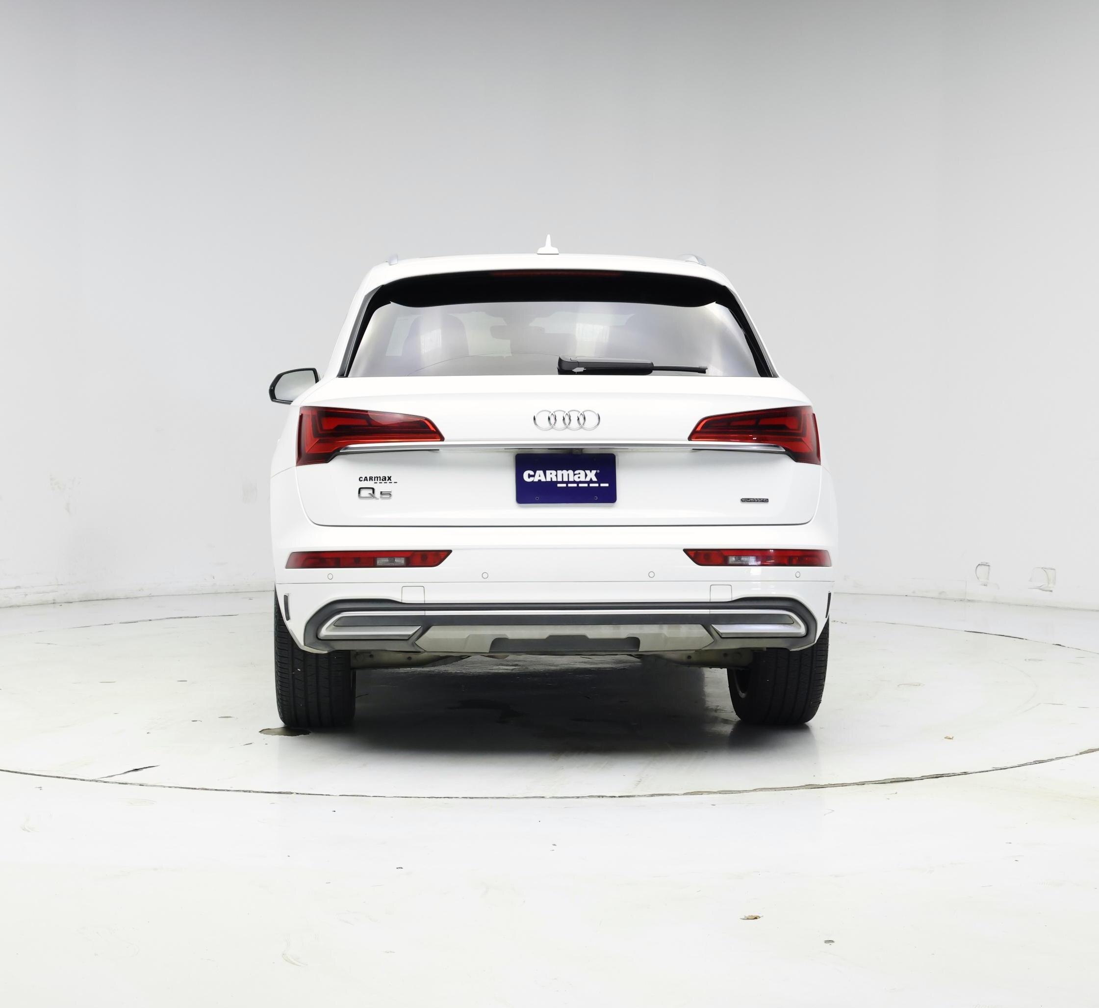 Thumbnail: 2023 Audi Q5 - 6