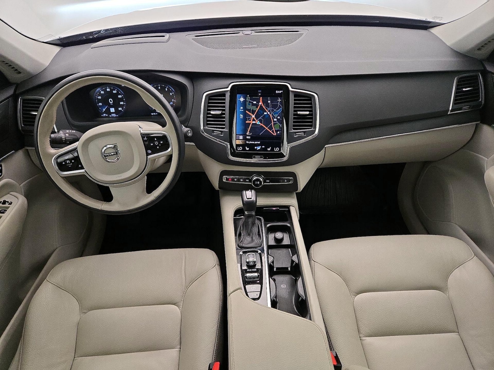 2020 Volvo XC90 Momentum - Photo 10