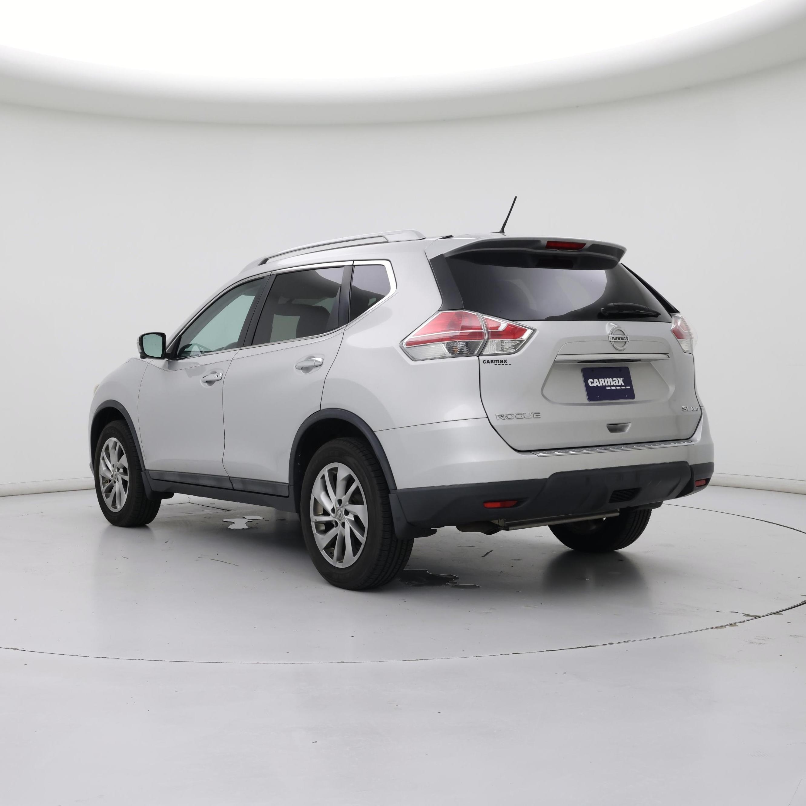 Thumbnail: 2015 Nissan Rogue - 2