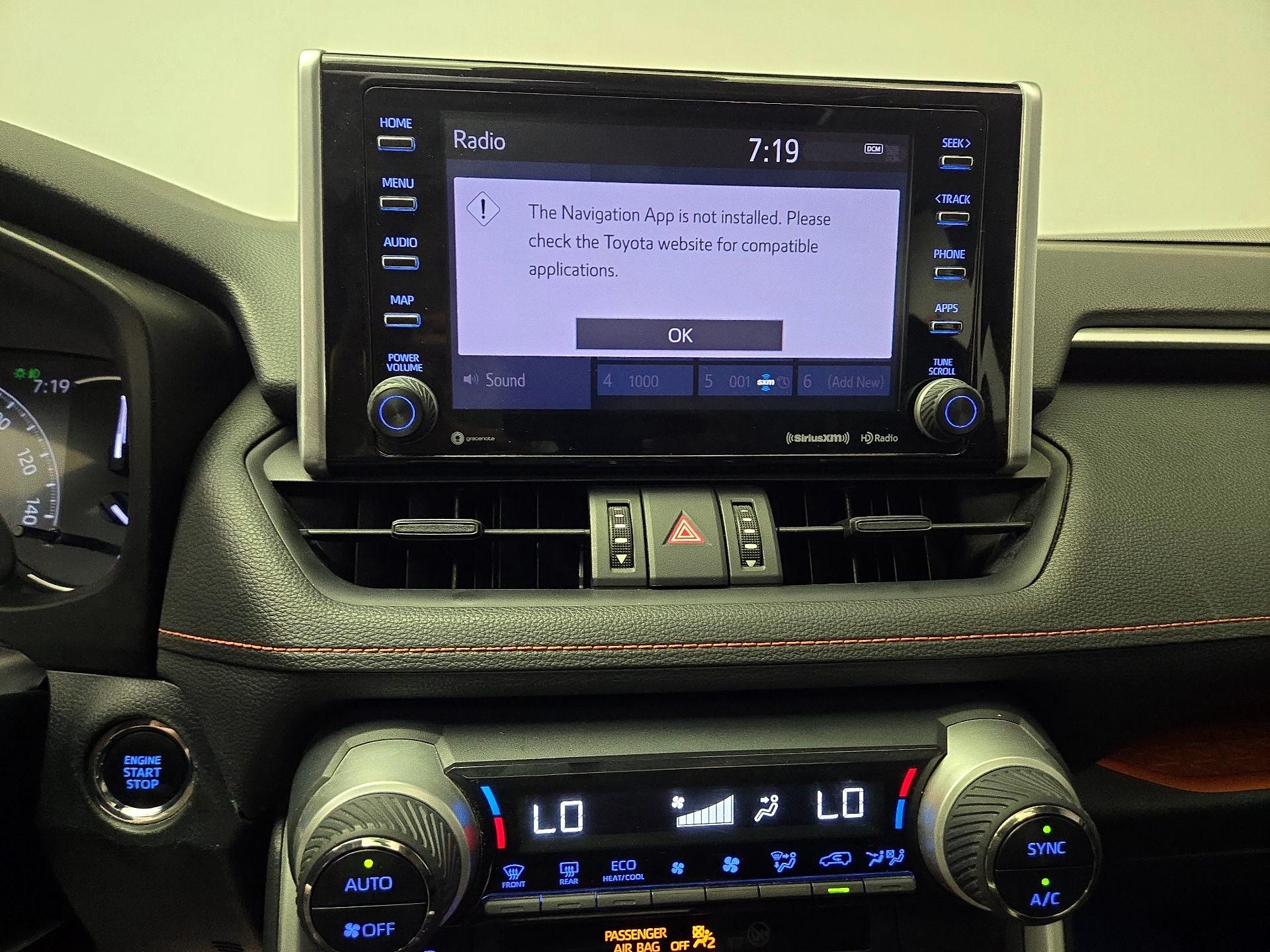 Thumbnail: 2019 Toyota RAV4 - 14