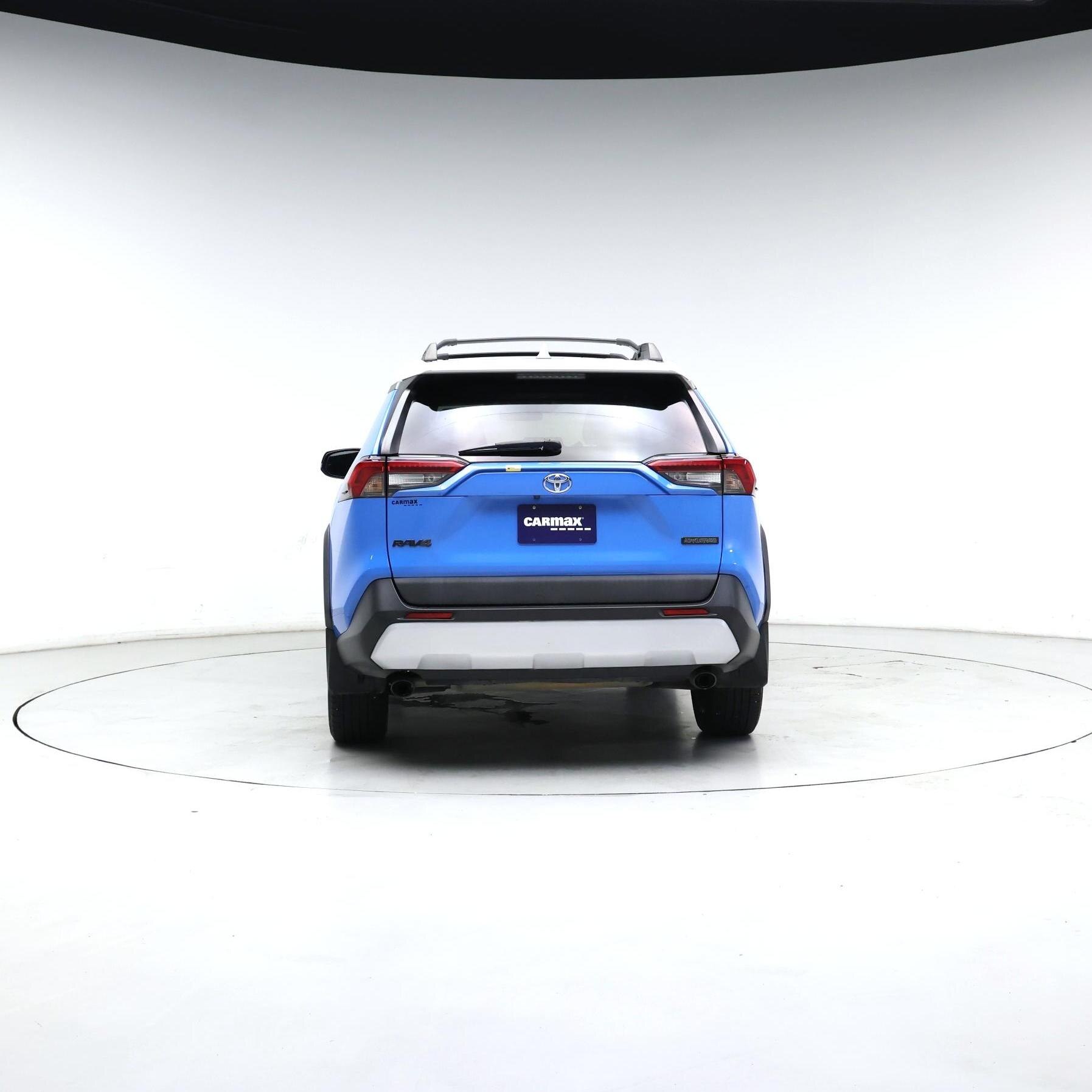 Thumbnail: 2019 Toyota RAV4 - 6