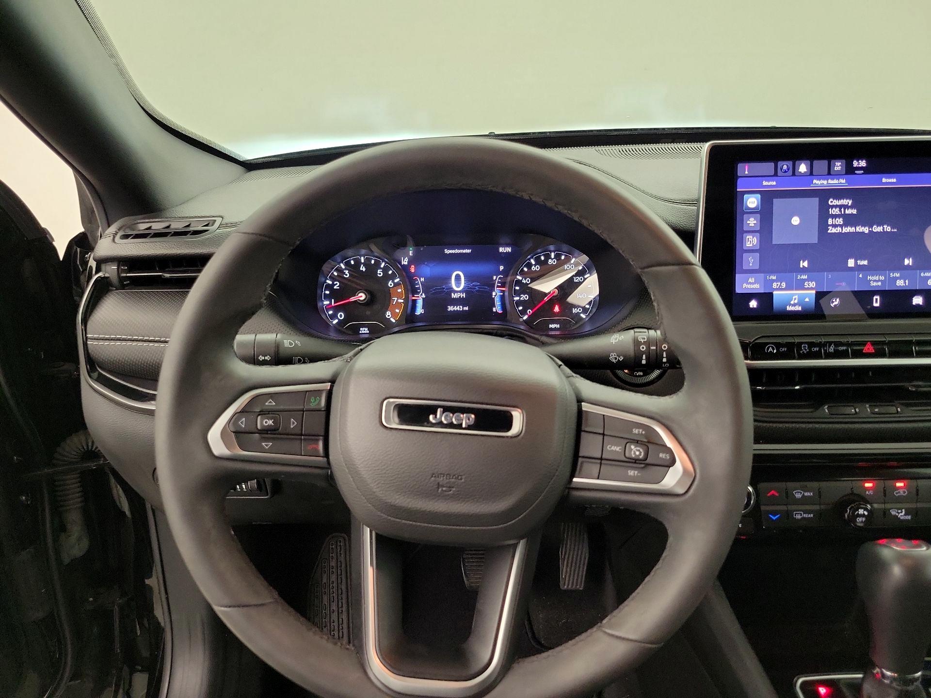 Thumbnail: 2022 Jeep Compass - 10