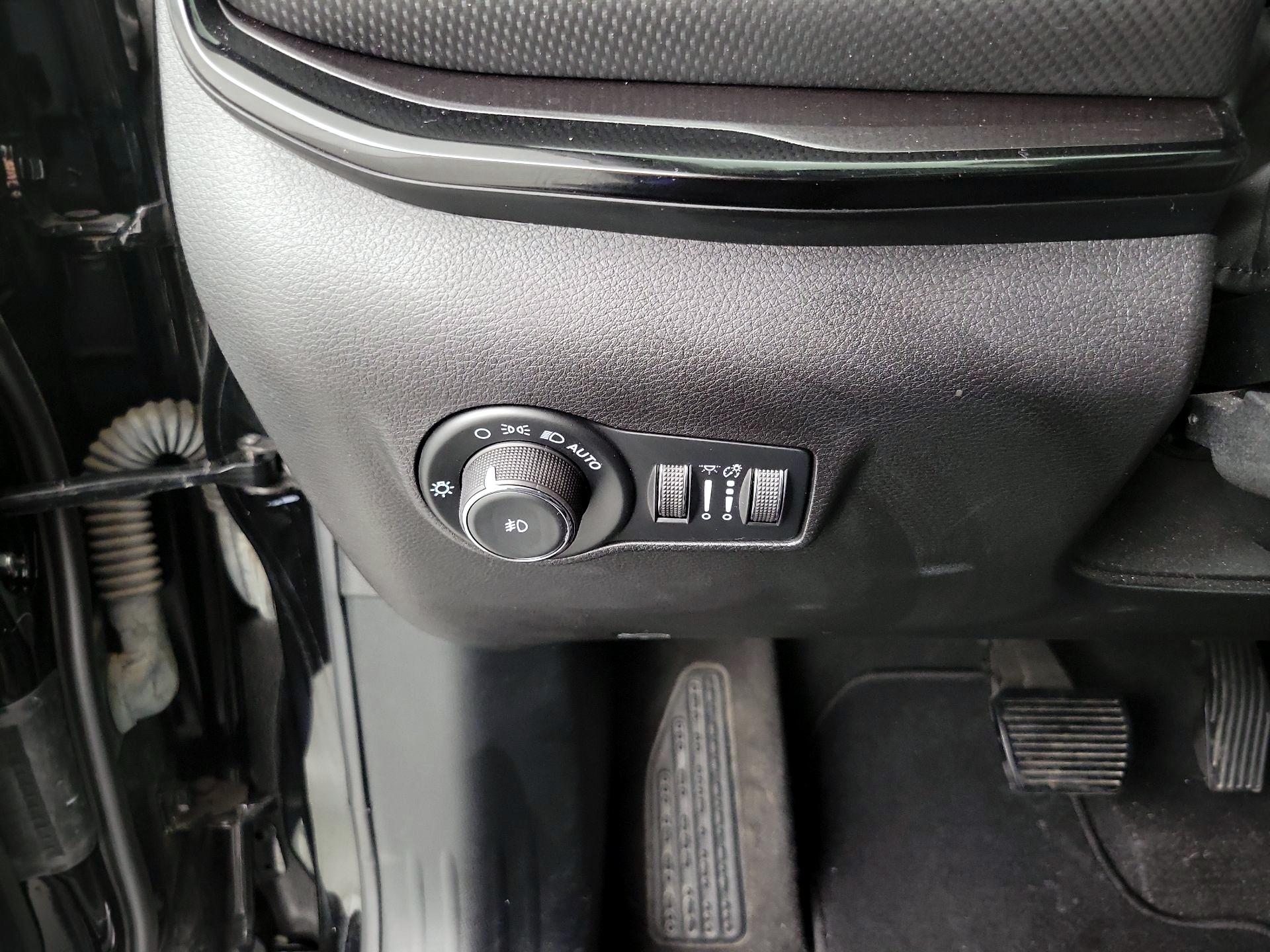Thumbnail: 2022 Jeep Compass - 13