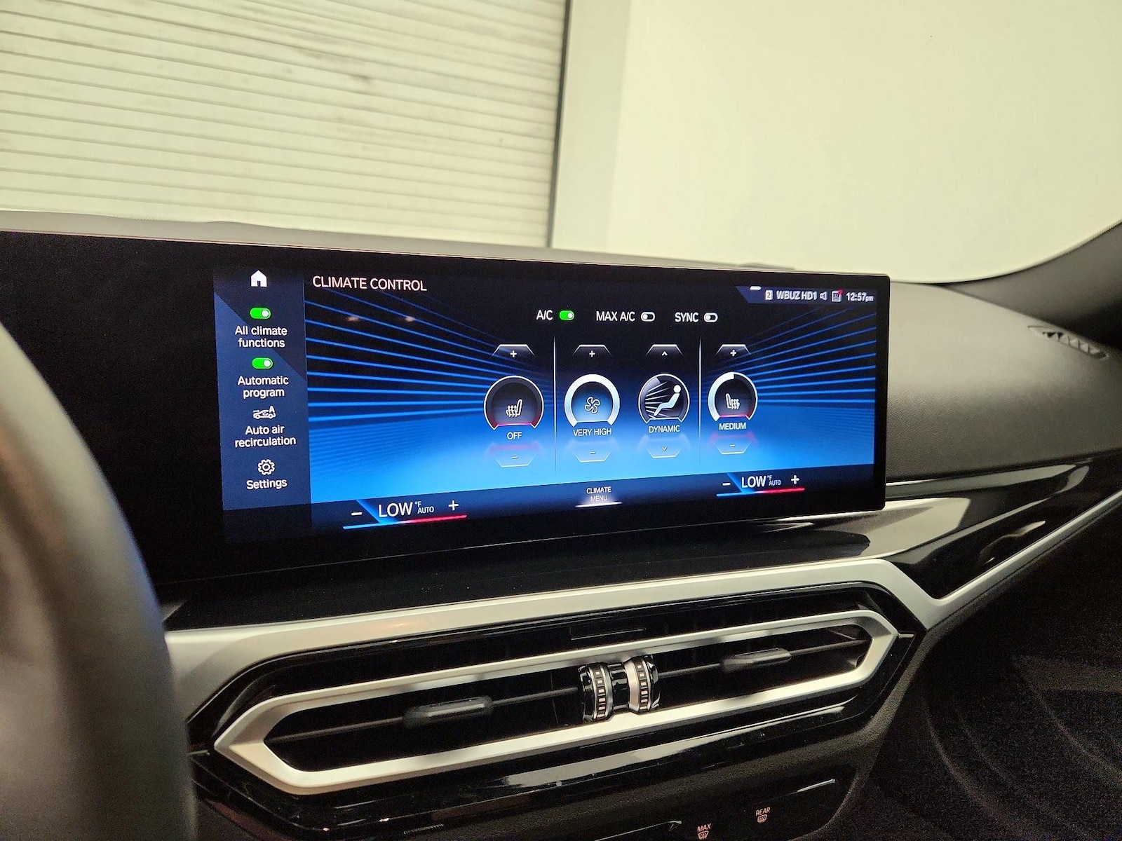 2024 BMW 2 Series 230i - Photo 18