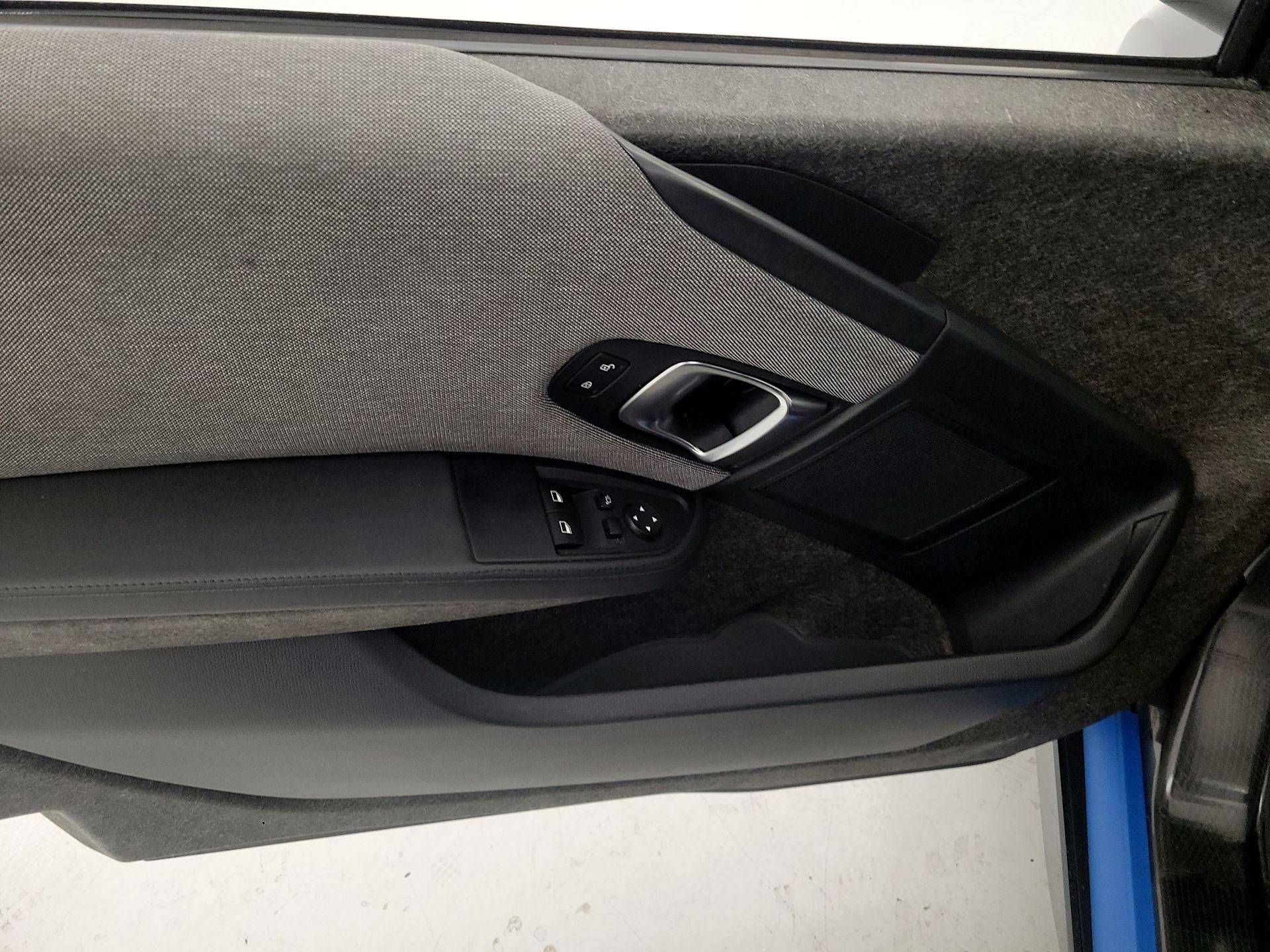 Thumbnail: 2019 BMW i3 - 12