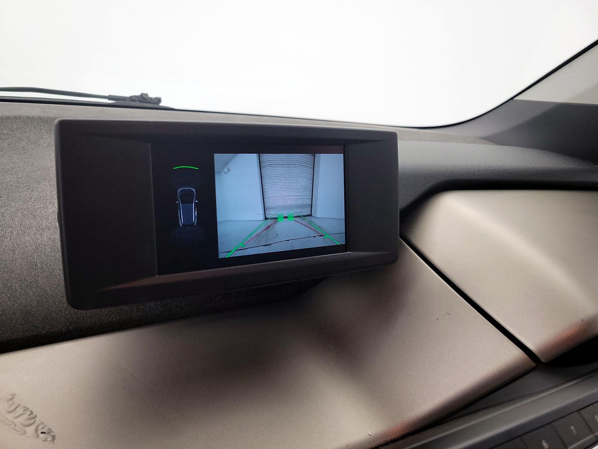 Thumbnail: 2019 BMW i3 - 14