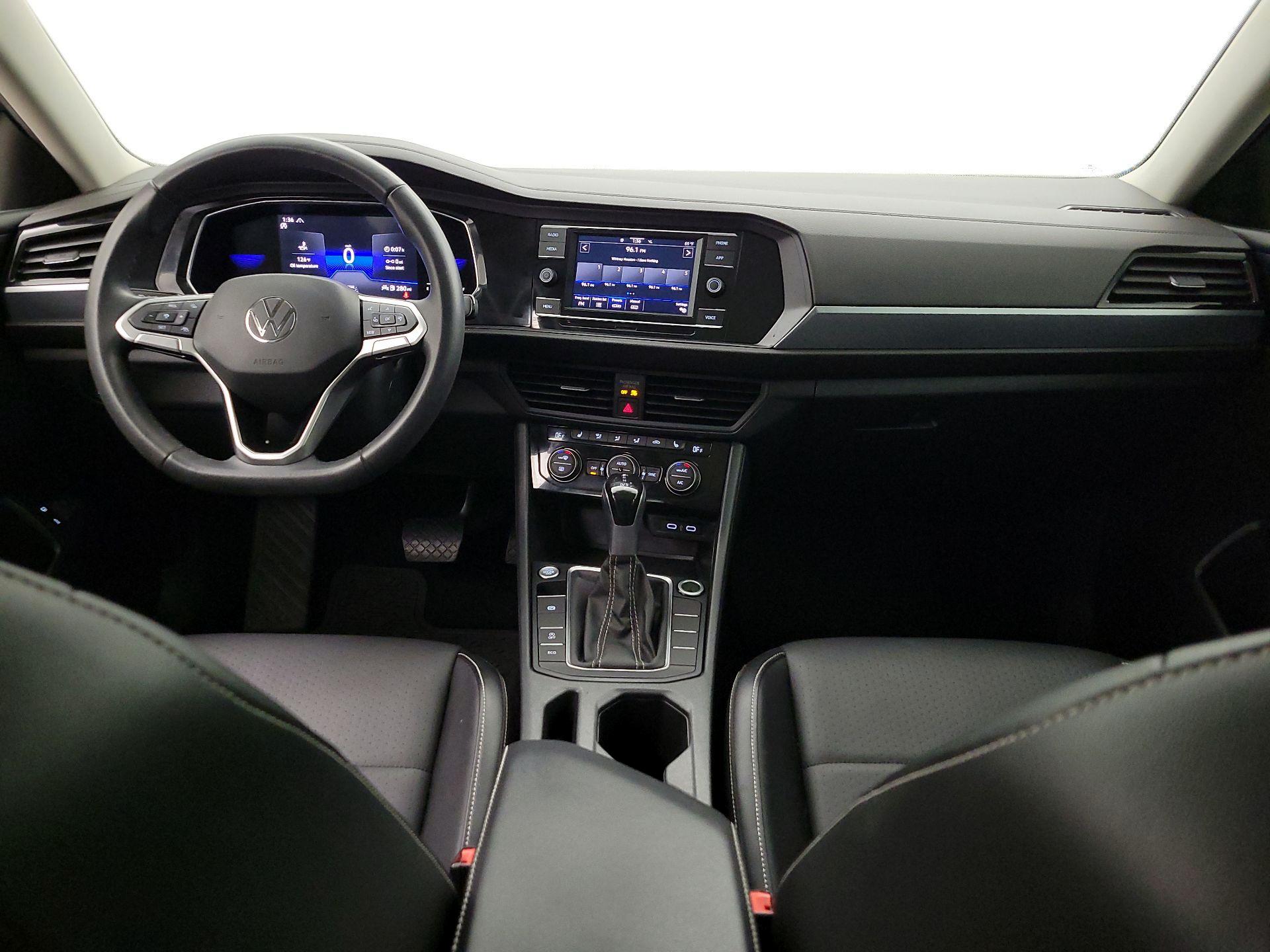 Thumbnail: 2022 Volkswagen Jetta - 9