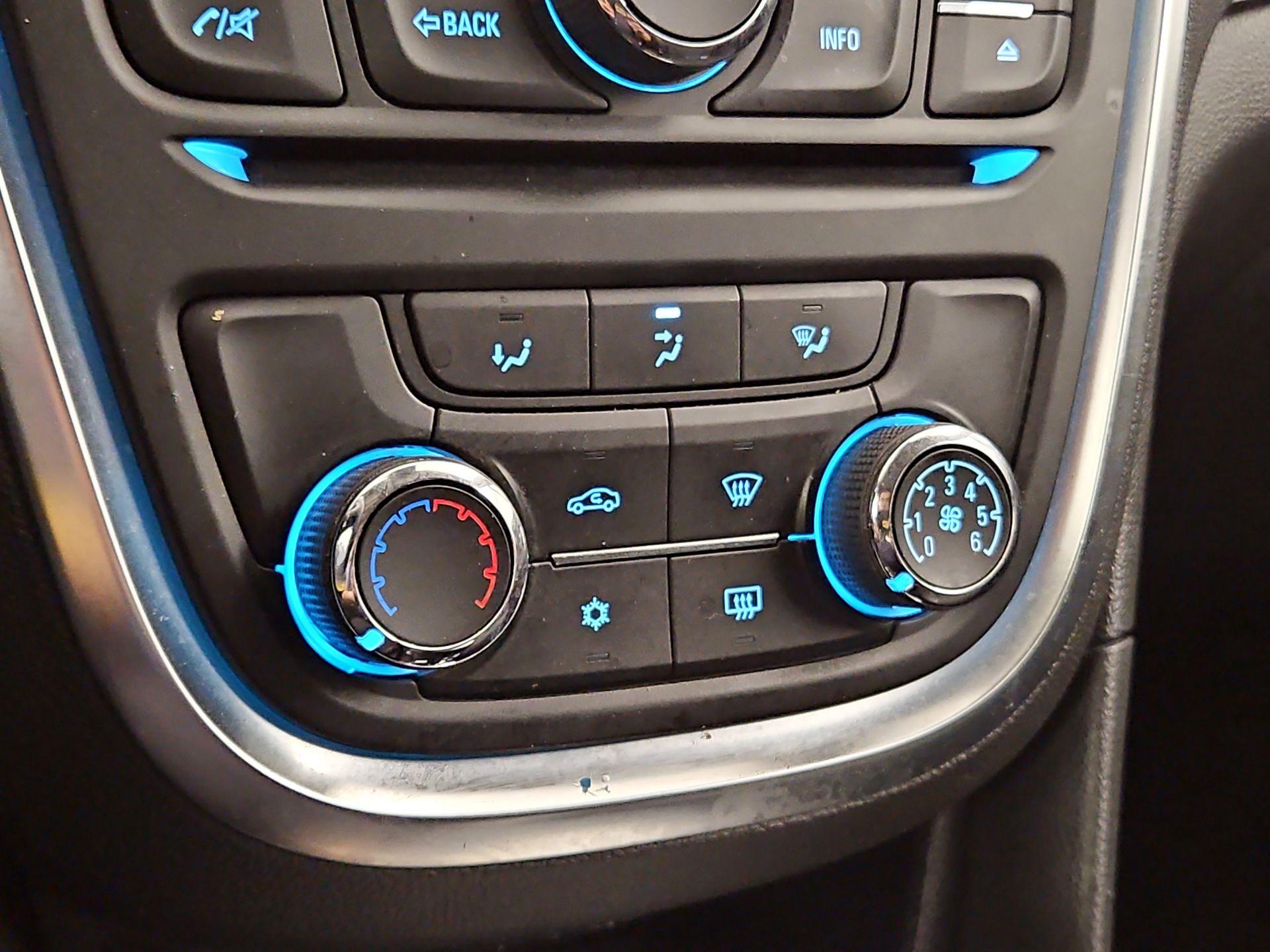 Thumbnail: 2016 Buick Encore - 14