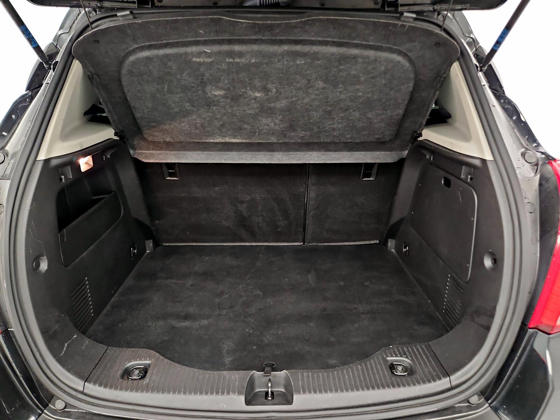 Thumbnail: 2016 Buick Encore - 18