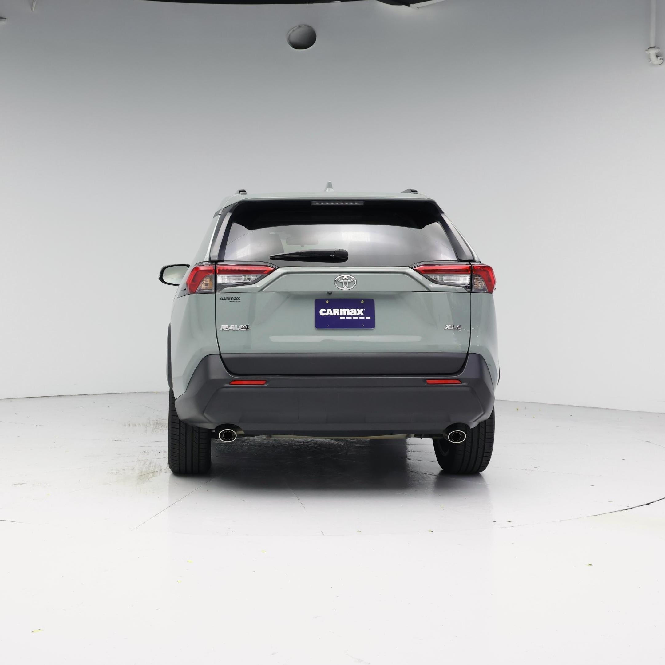 Thumbnail: 2021 Toyota RAV4 - 6