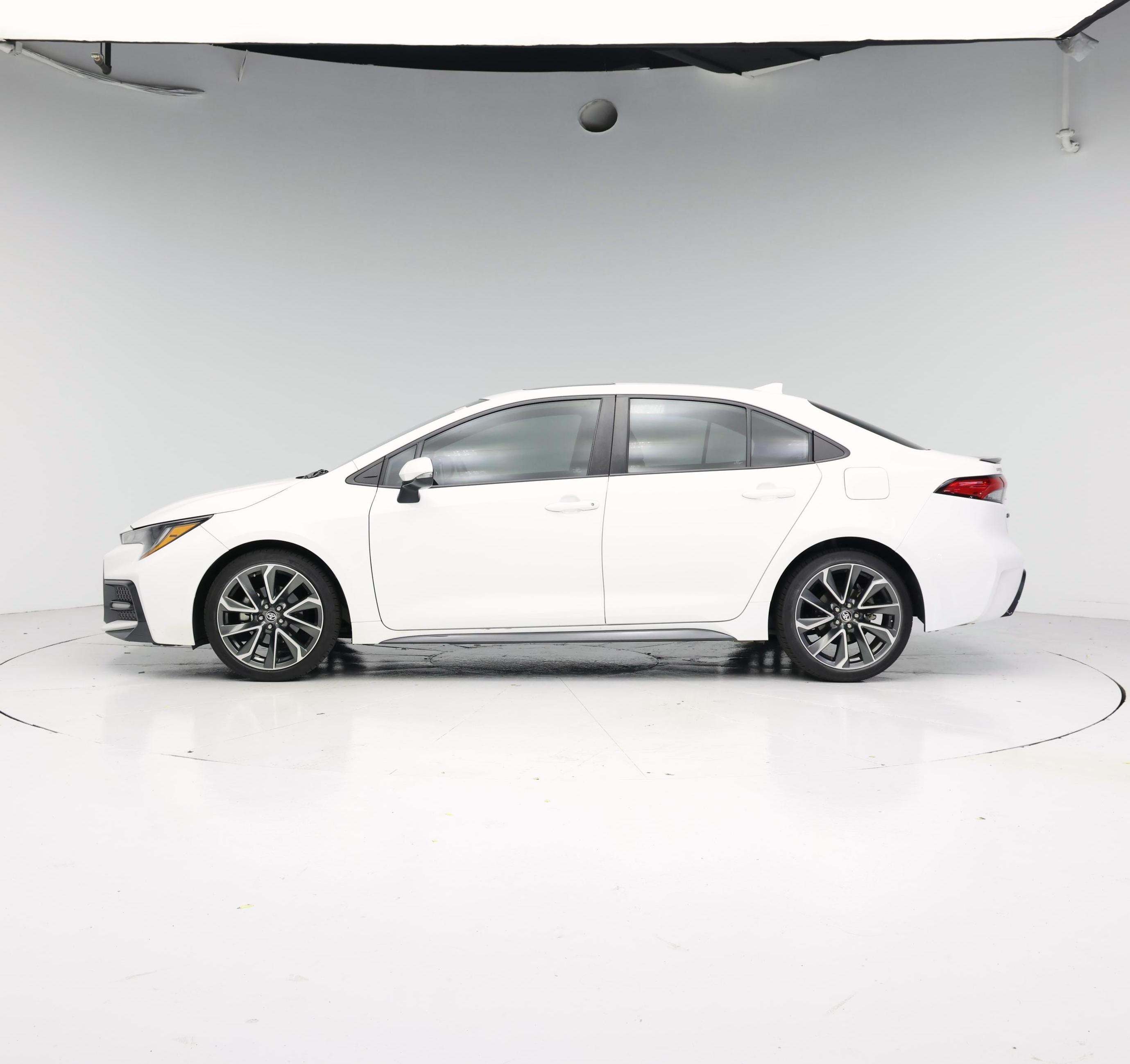 Thumbnail: 2021 Toyota Corolla - 3