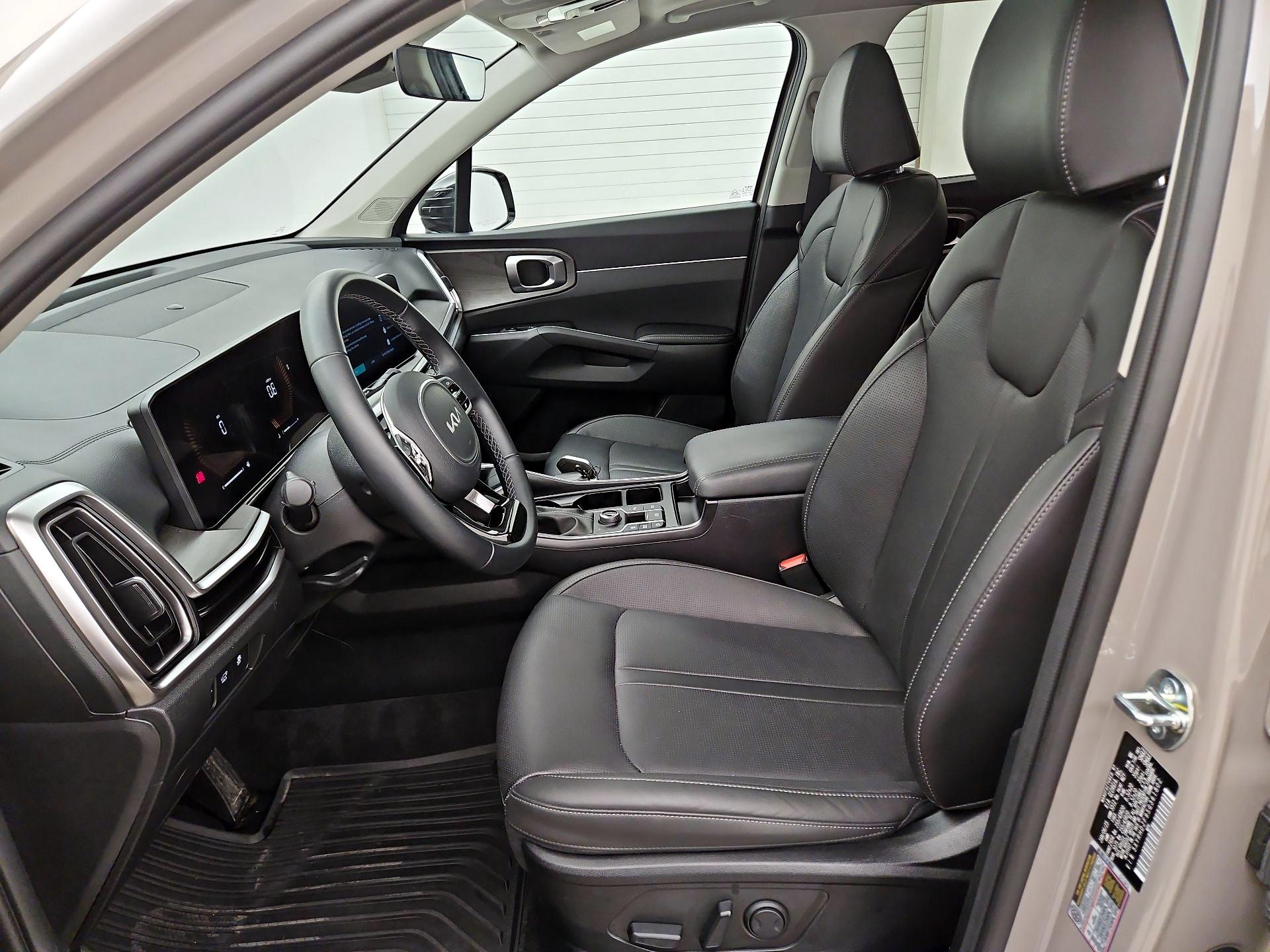 Thumbnail: 2025 Kia Sorento - 11
