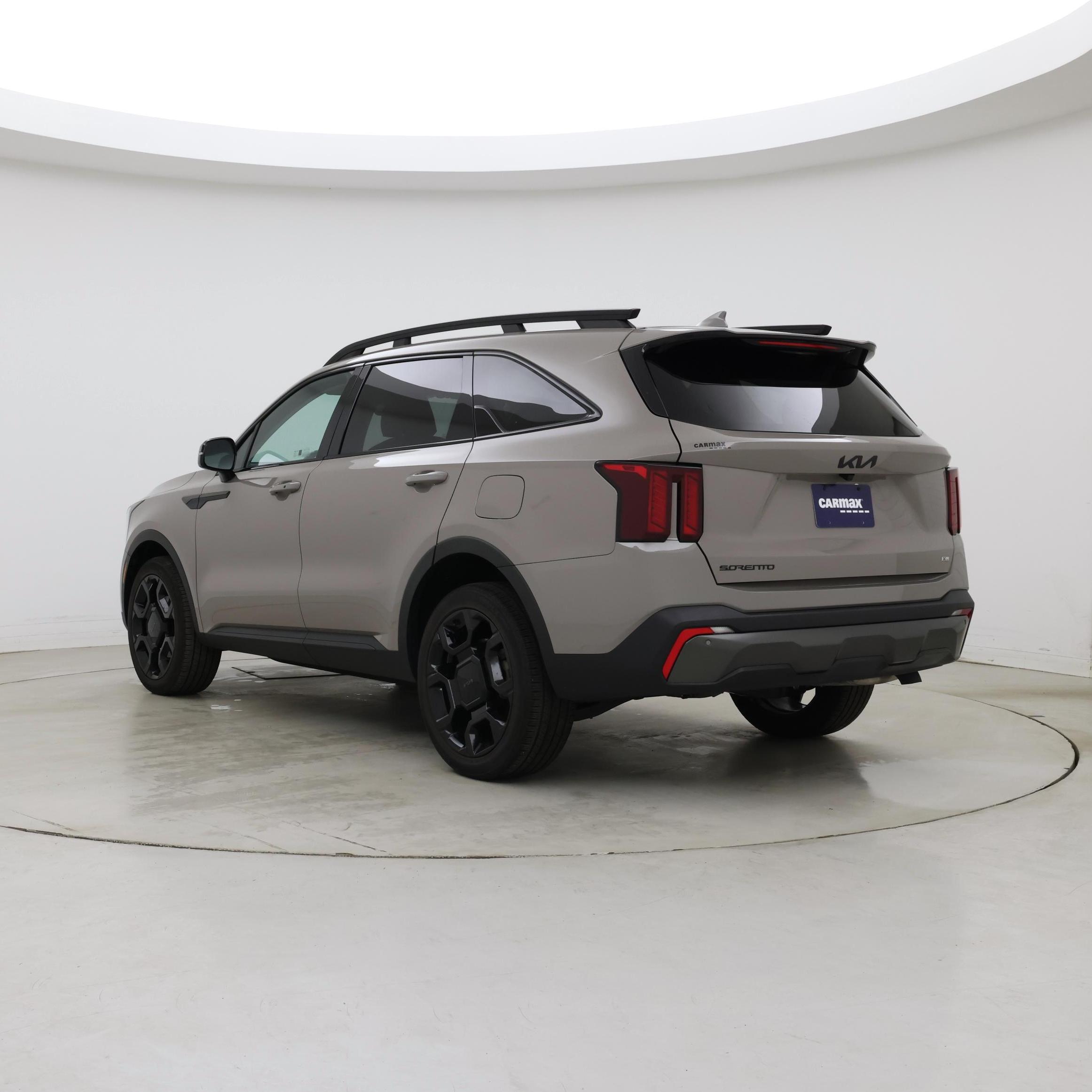 Thumbnail: 2025 Kia Sorento - 2