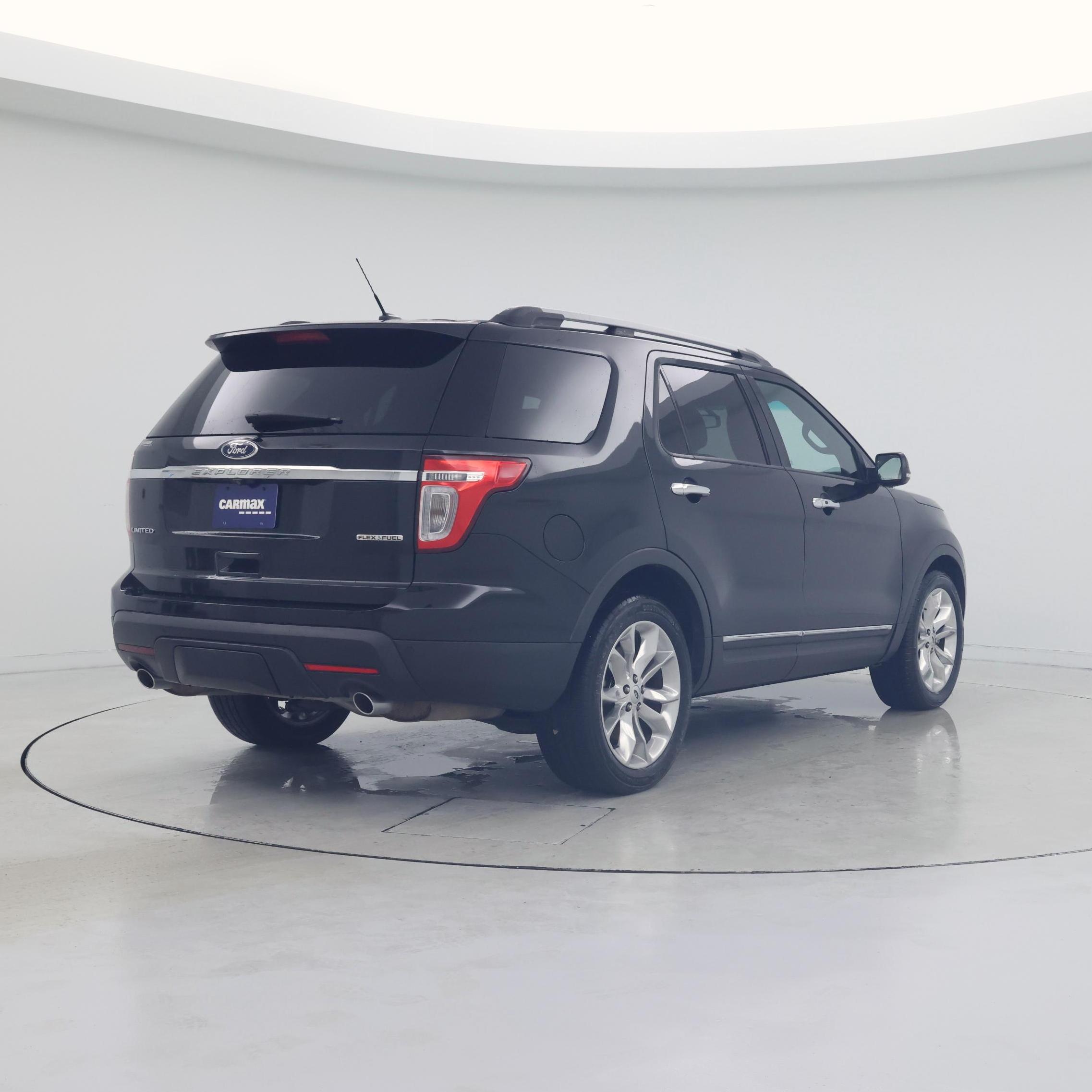 Thumbnail: 2014 Ford Explorer - 8