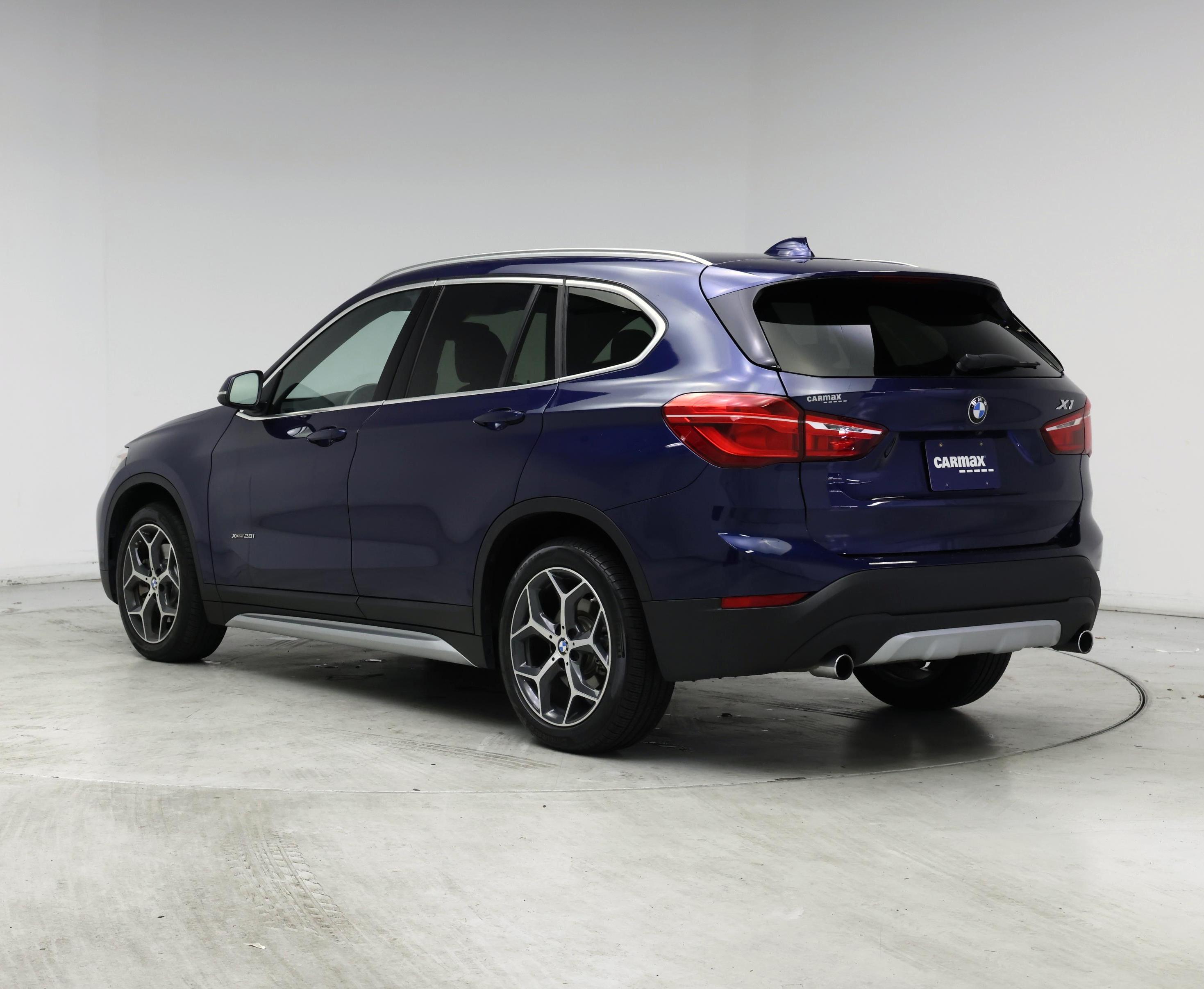 Thumbnail: 2018 BMW X1 - 2