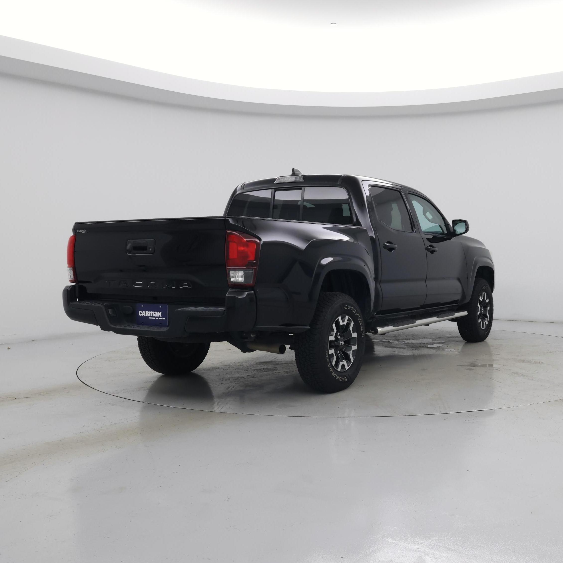 Thumbnail: 2023 Toyota Tacoma - 8