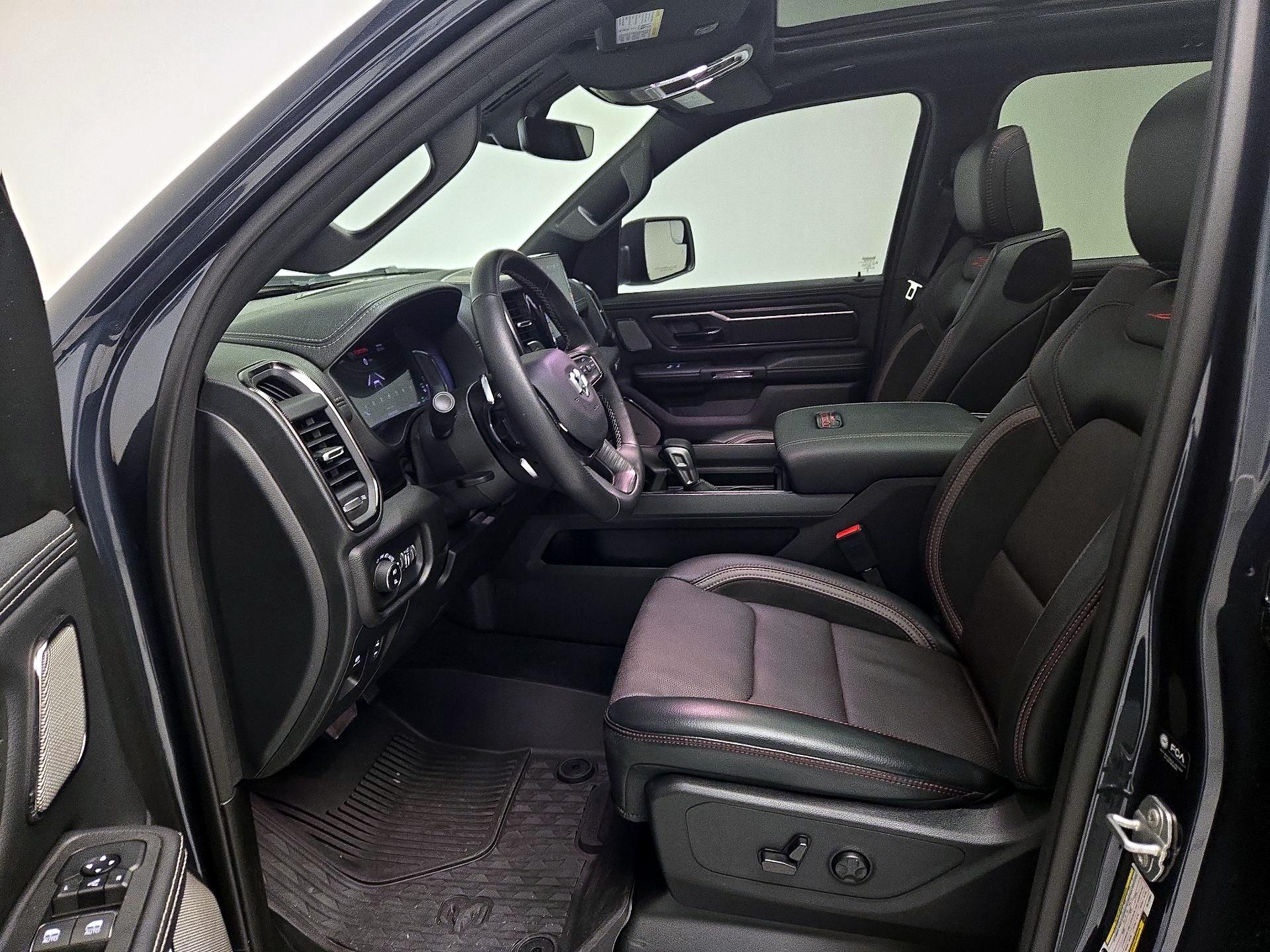 Thumbnail: 2025 RAM 1500 - 11