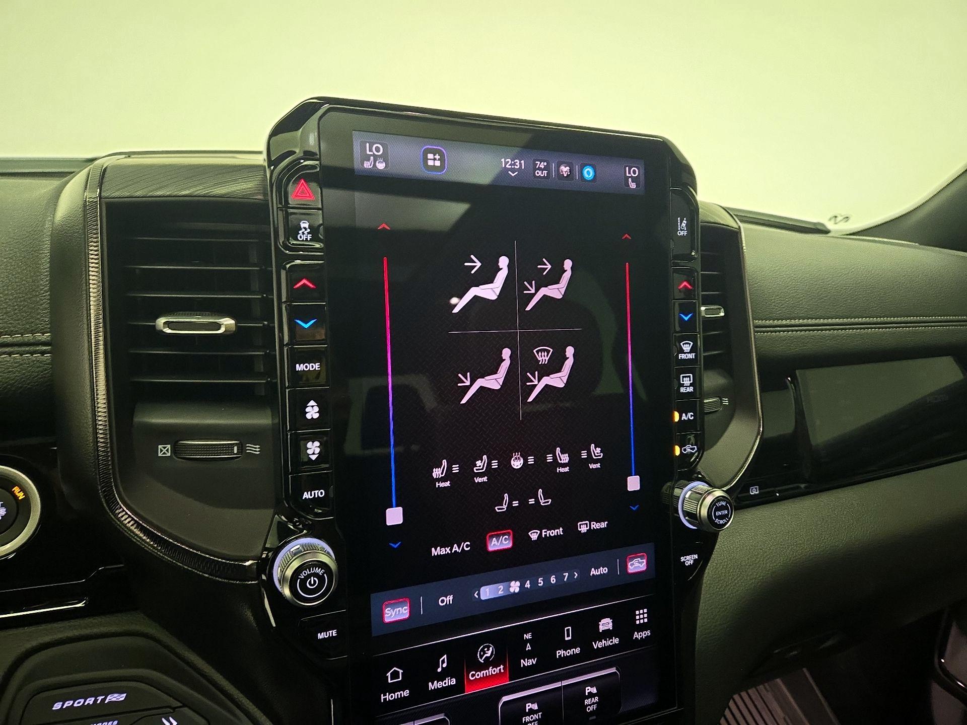 Thumbnail: 2025 RAM 1500 - 17
