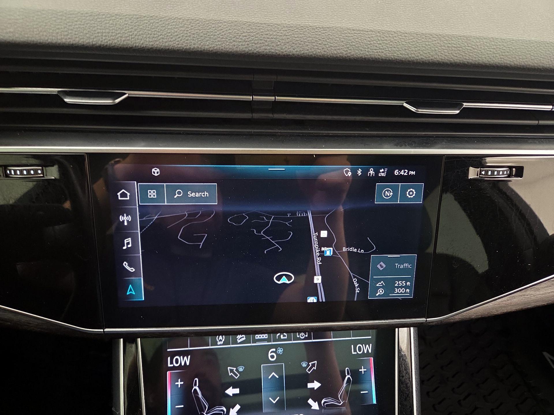 Thumbnail: 2021 Audi Q7 - 14